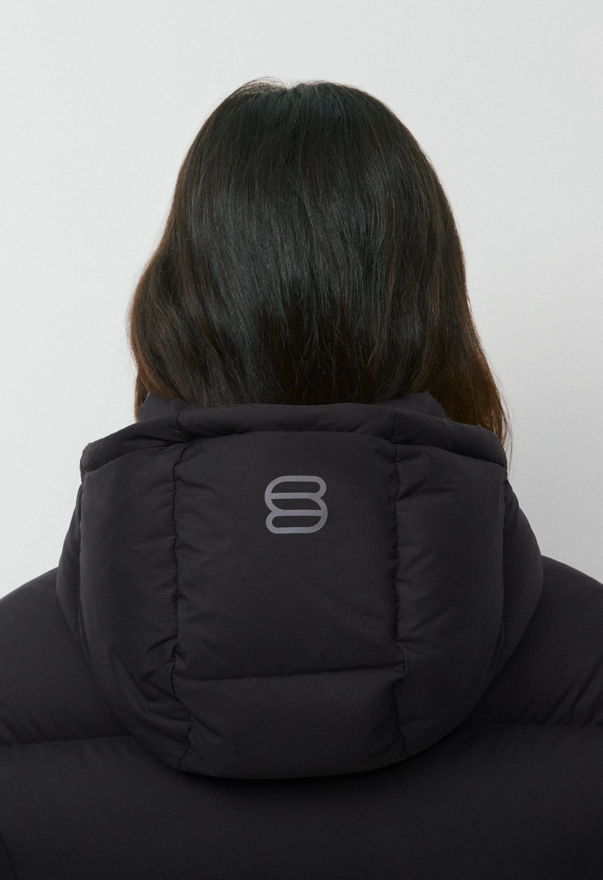 The Super Chalet Puff™ - cliMATTE™ - BLACK/BLACK
