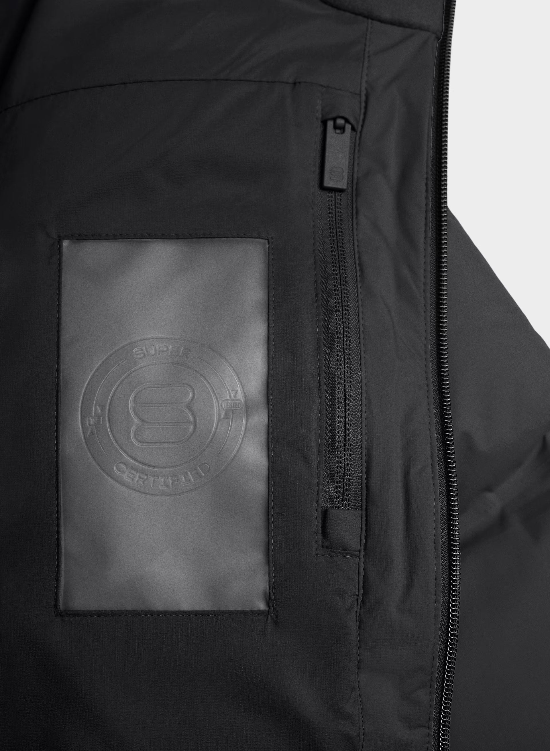 The SuperSnug Puff₂O™ - Rainstop™ - BLACK