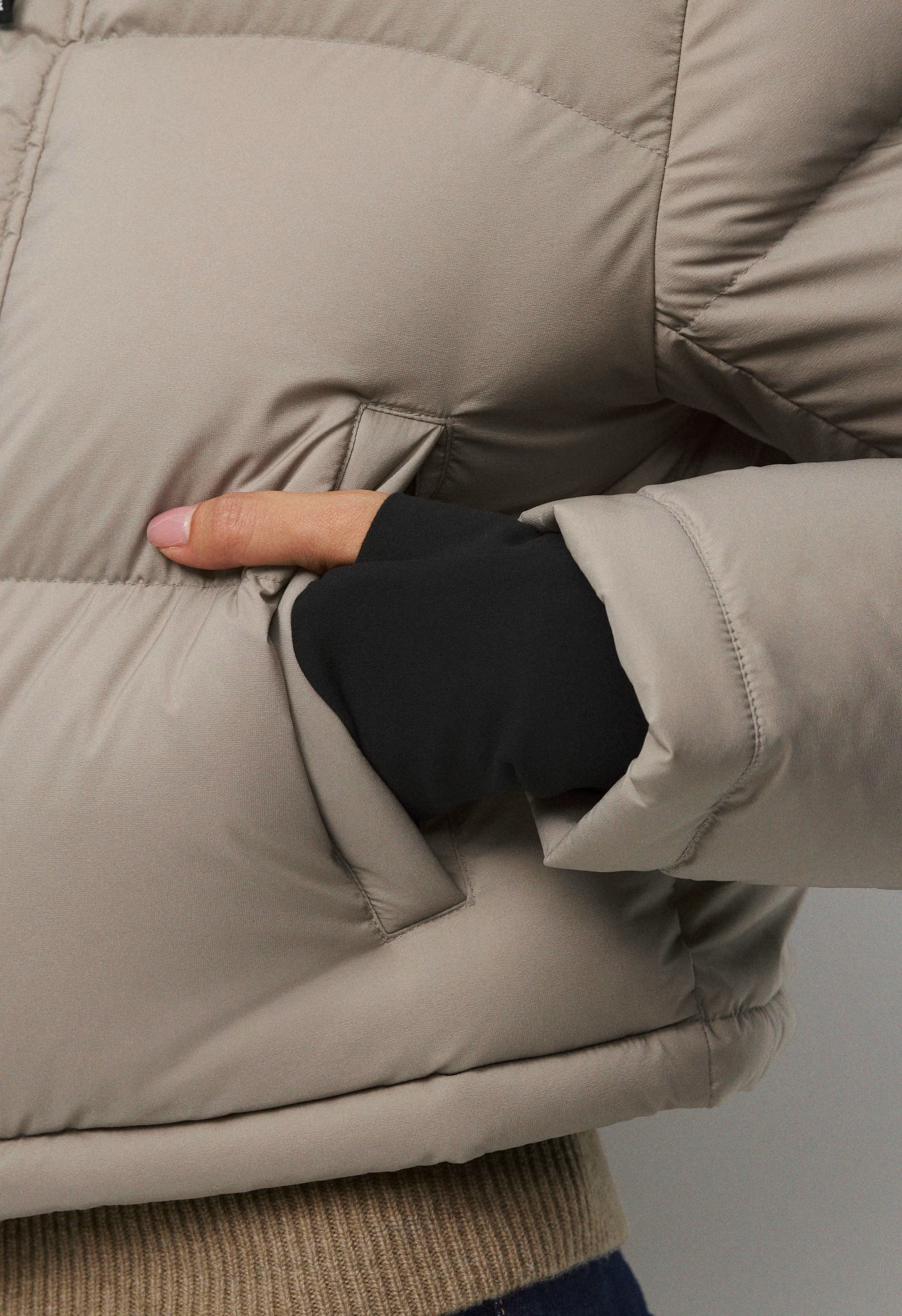The SuperPuff™ XtraShorty - cliMATTE™ - MODERN TAUPE