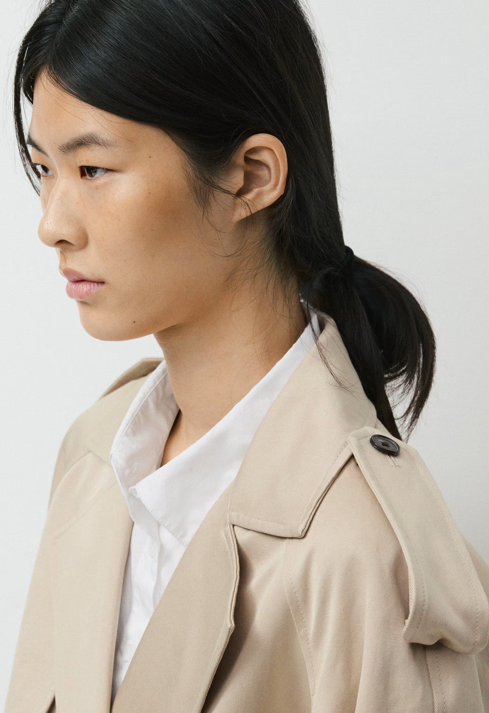 The Davis Short Trench Coat - Rich Twill - MARCONA BEIGE