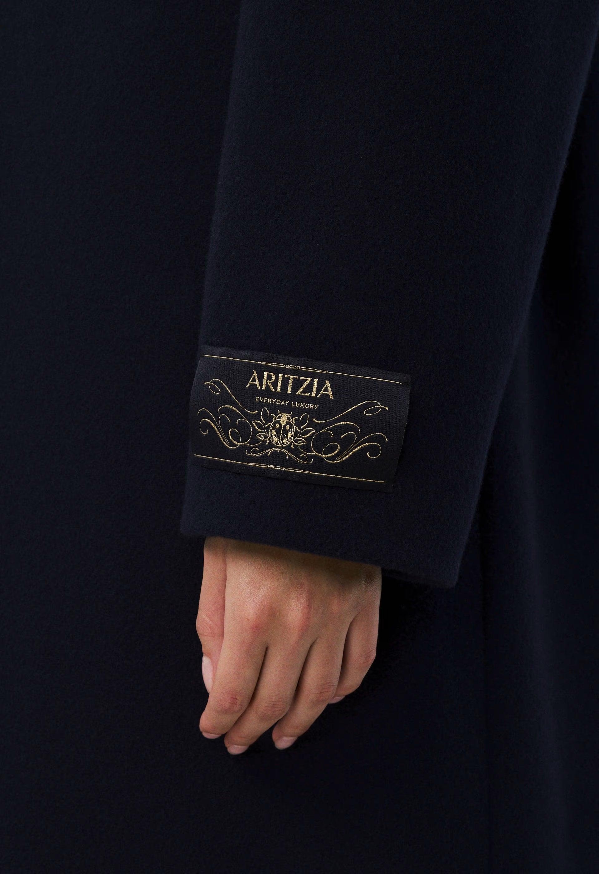The Only Coat - Soft Wool Cashmere - ADMIRAL NAVY