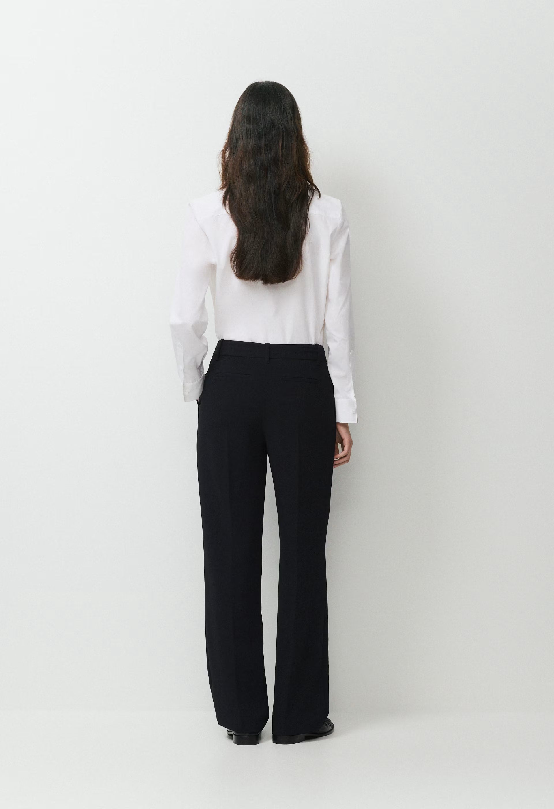 The Effortless Pant™ Lo-Rise - Crepette™ - BLACK