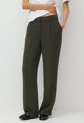 The Effortless Pant™ Lo-Rise - Crepette™ - FLINT GREEN