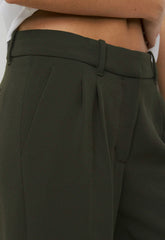 The Effortless Pant™ Lo-Rise - Crepette™ - FLINT GREEN
