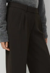 The Effortless Pant™ Lo-Rise - Crepette™ - CACAO NIB BROWN