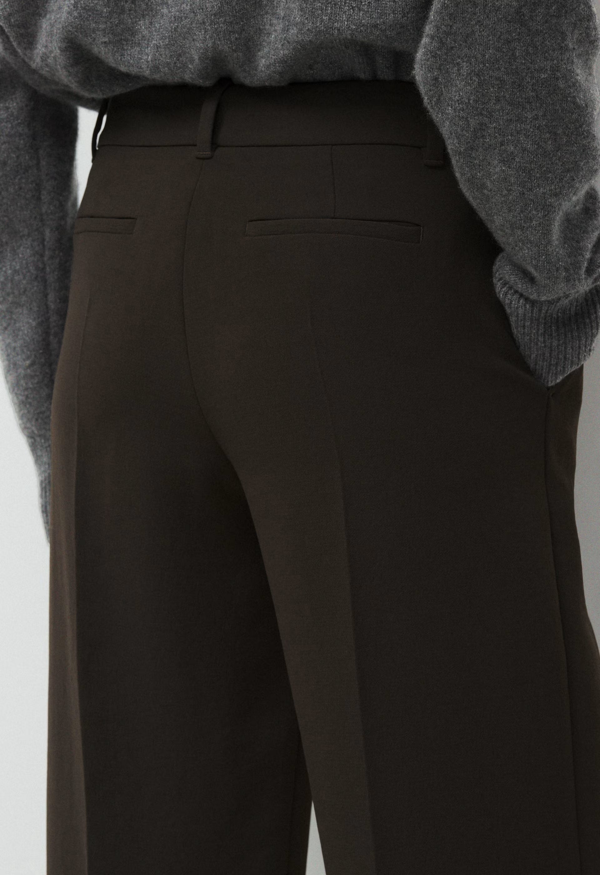 The Effortless Pant™ Lo-Rise - Crepette™ - CACAO NIB BROWN