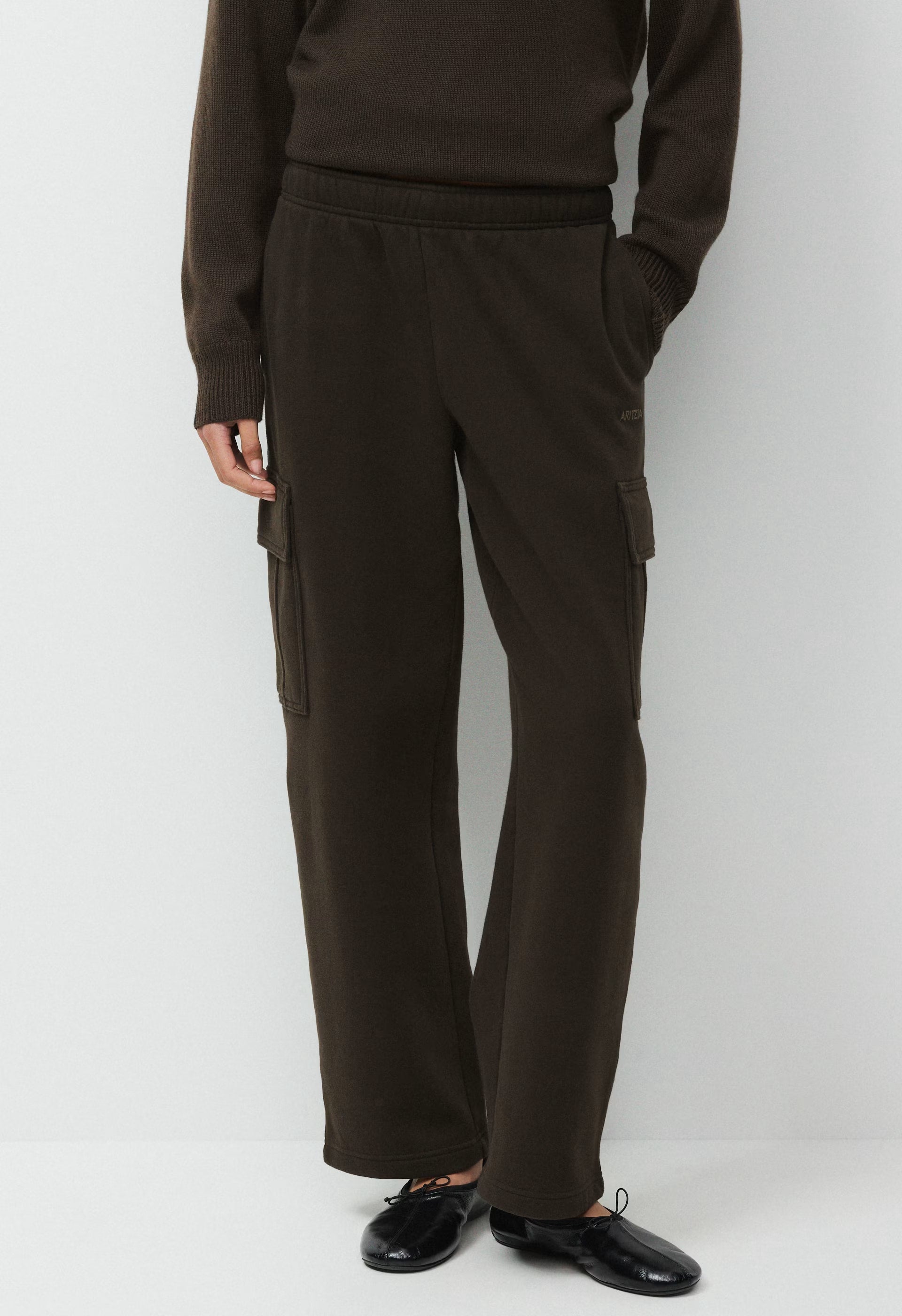 Cozy Sweatfleece Mega Cargo™ Sweatpant - CACAO NIB BROWN