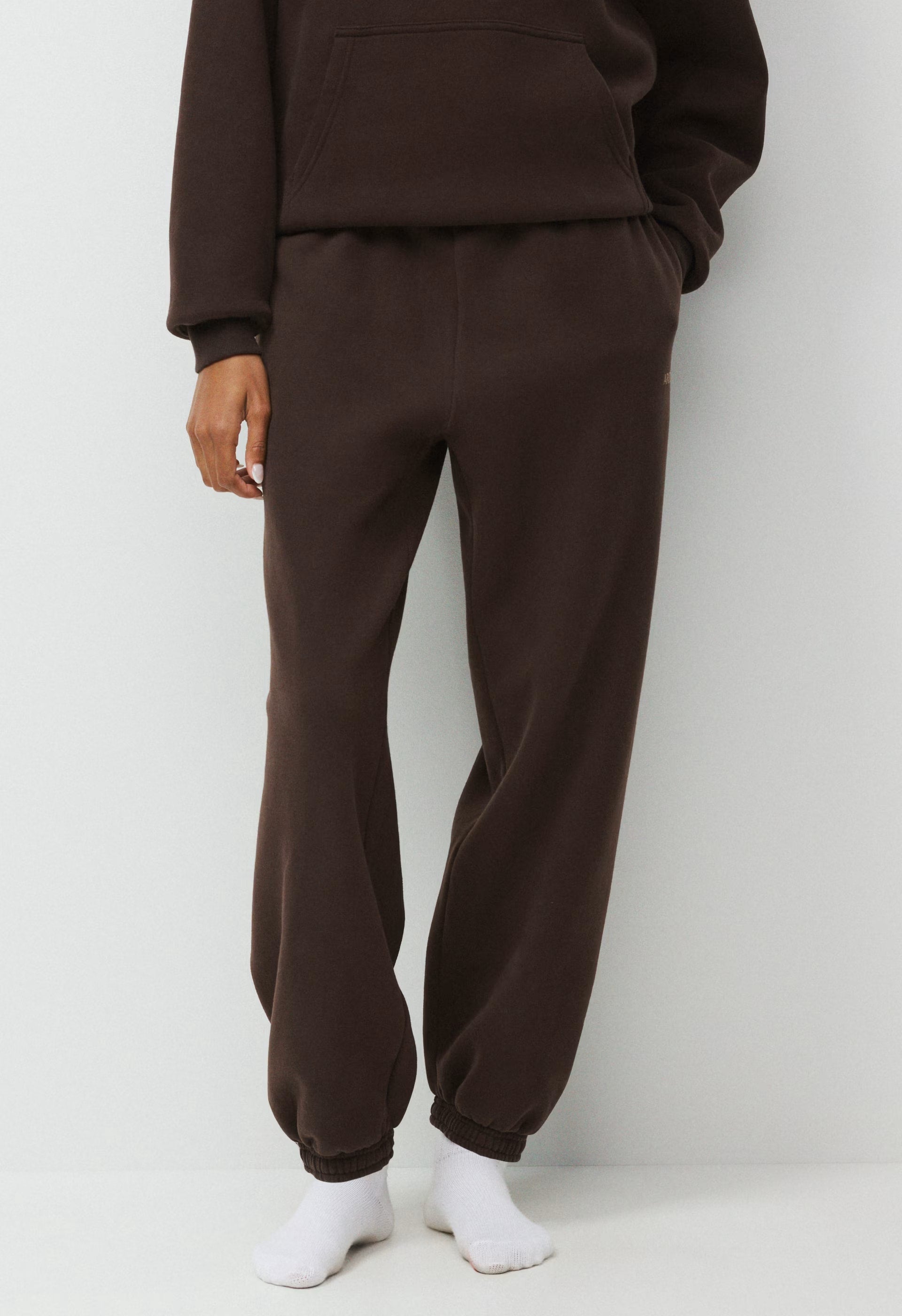 Cozy Sweatfleece Mega Jogger - RICH MOCHA BROWN