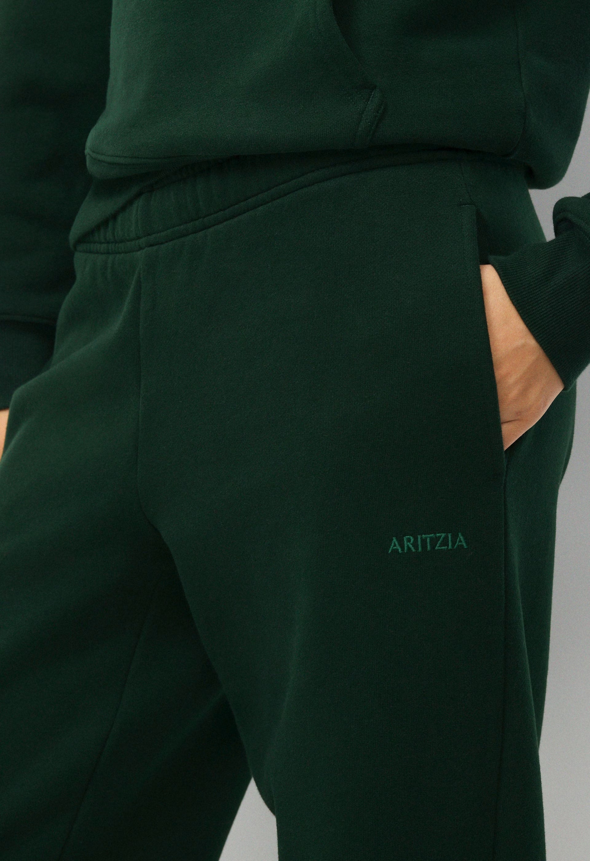 Cozy Sweatfleece Mega Straight™ Sweatpant - FIGTREE GREEN