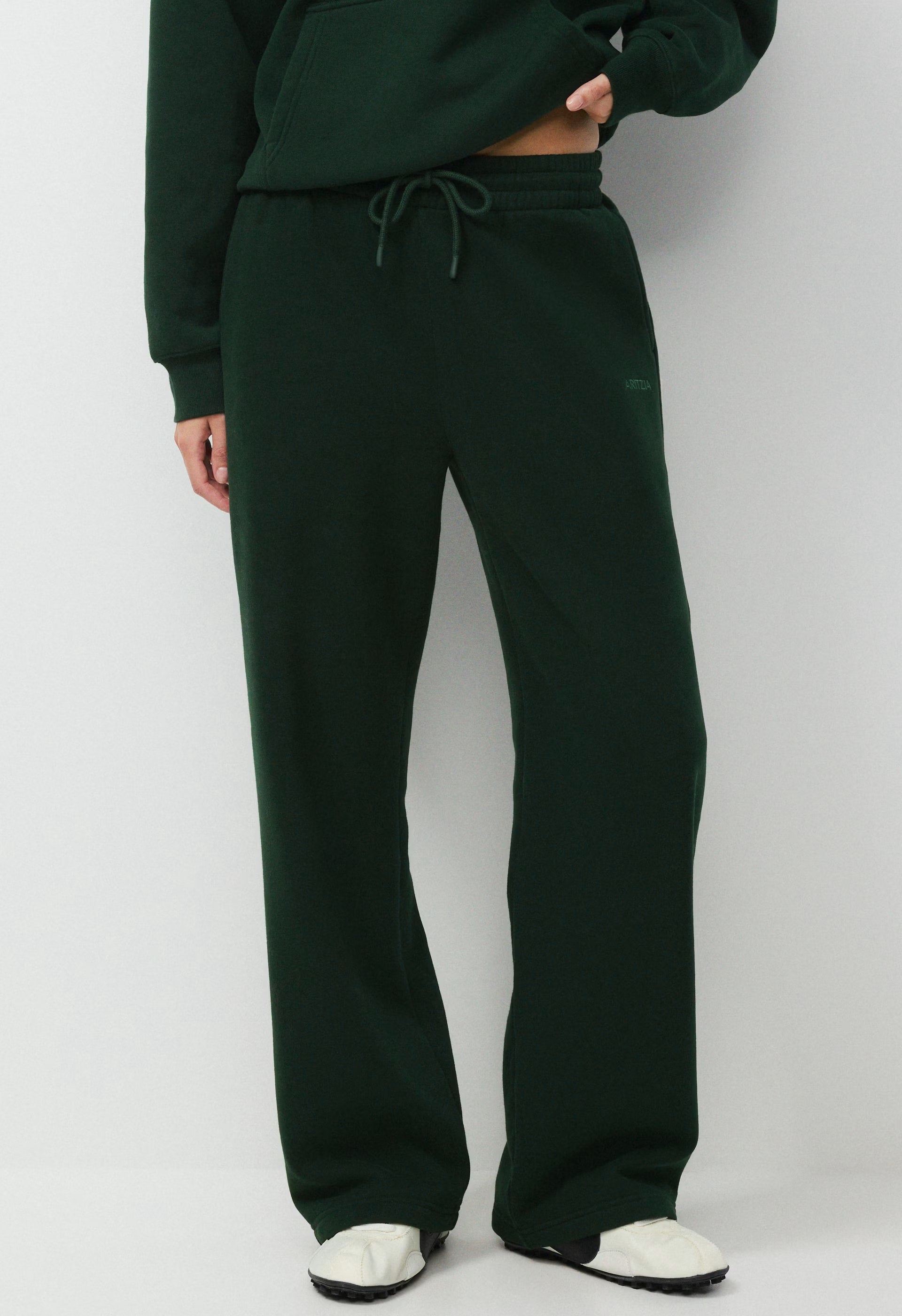 Cozy Sweatfleece Boyfriend Wide Sweatpant - FIGTREE GREEN