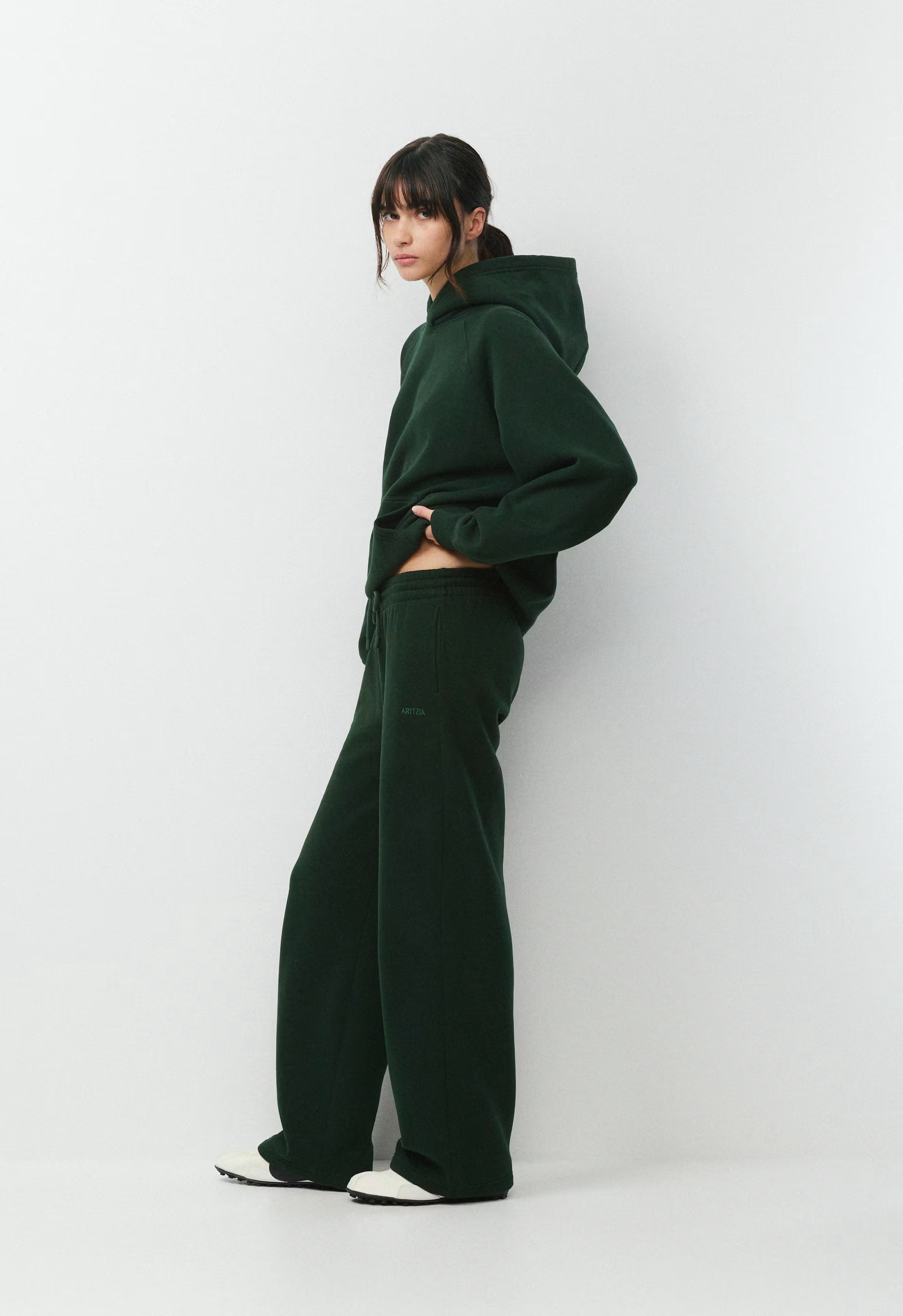 Cozy Sweatfleece Boyfriend Wide Sweatpant - FIGTREE GREEN