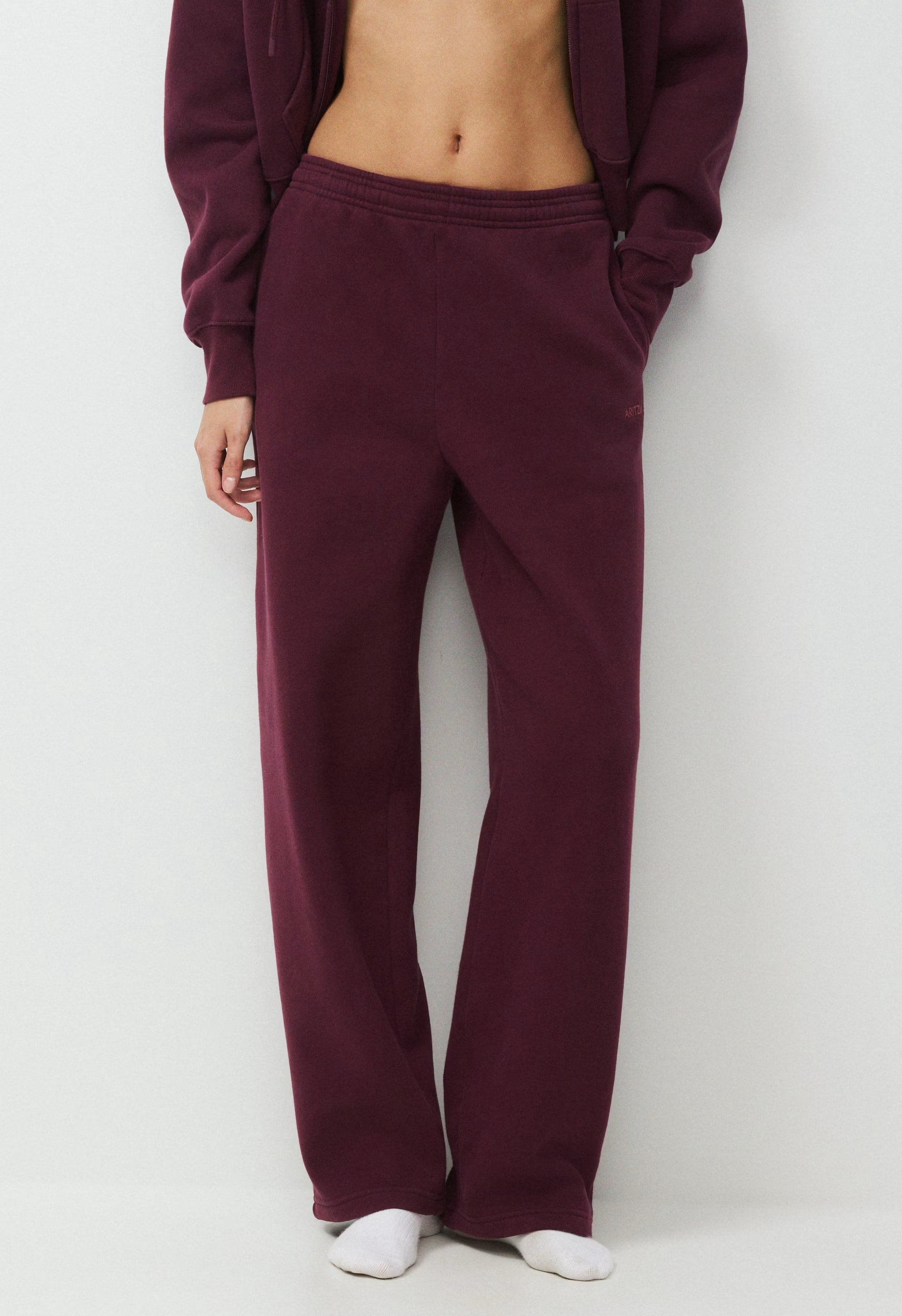 Cozy Sweatfleece Boyfriend Barrel Sweatpant - GALA PLUM