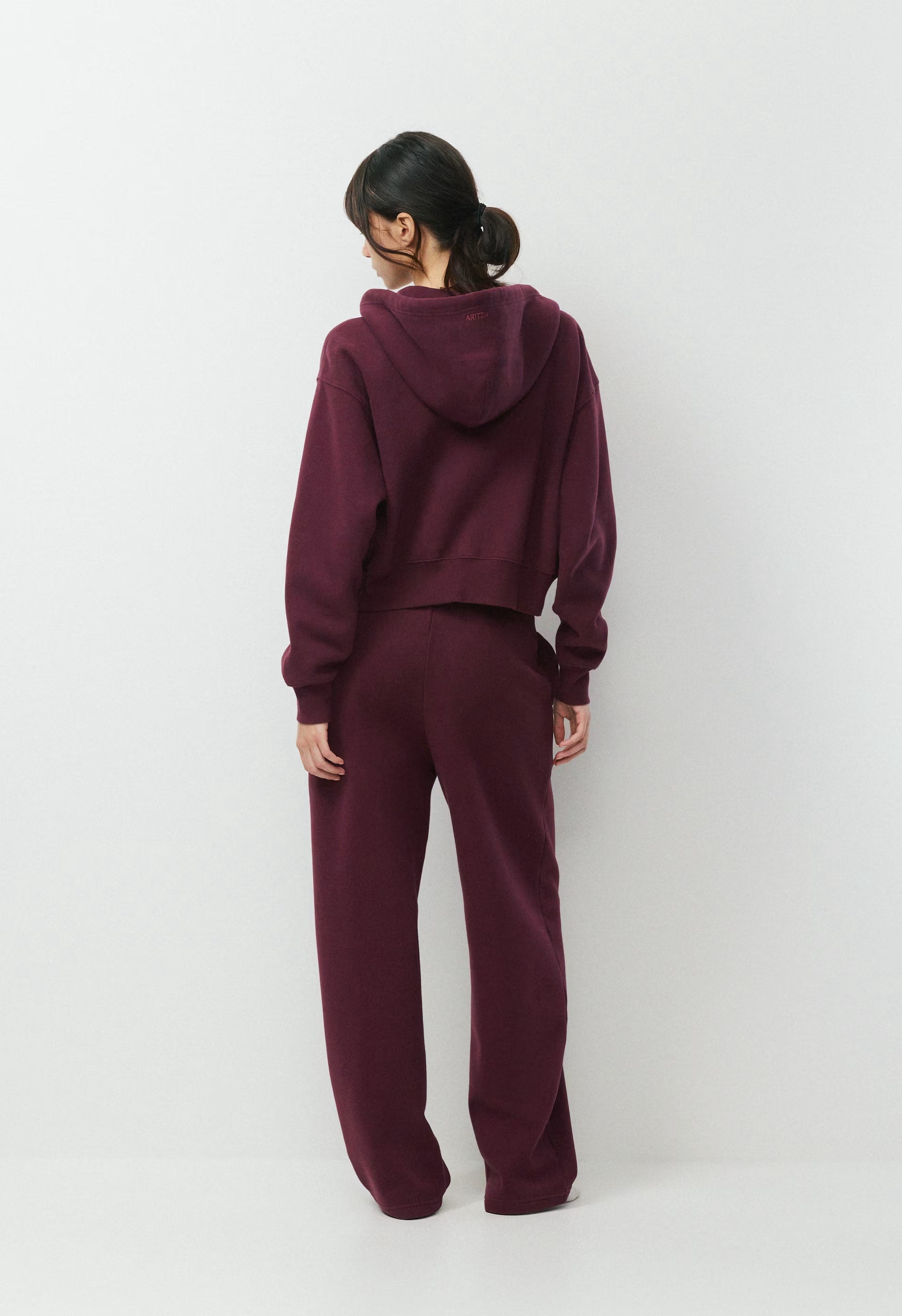 Cozy Sweatfleece Boyfriend Barrel Sweatpant - GALA PLUM