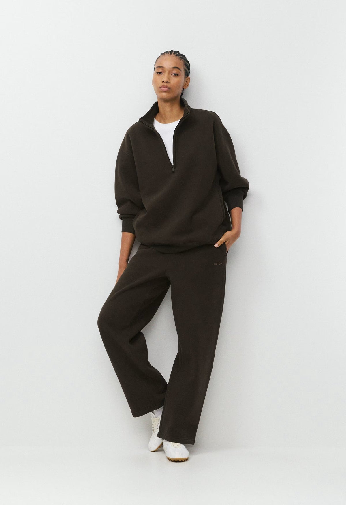 Cozy Sweatfleece Boyfriend Barrel Sweatpant - CACAO NIB BROWN