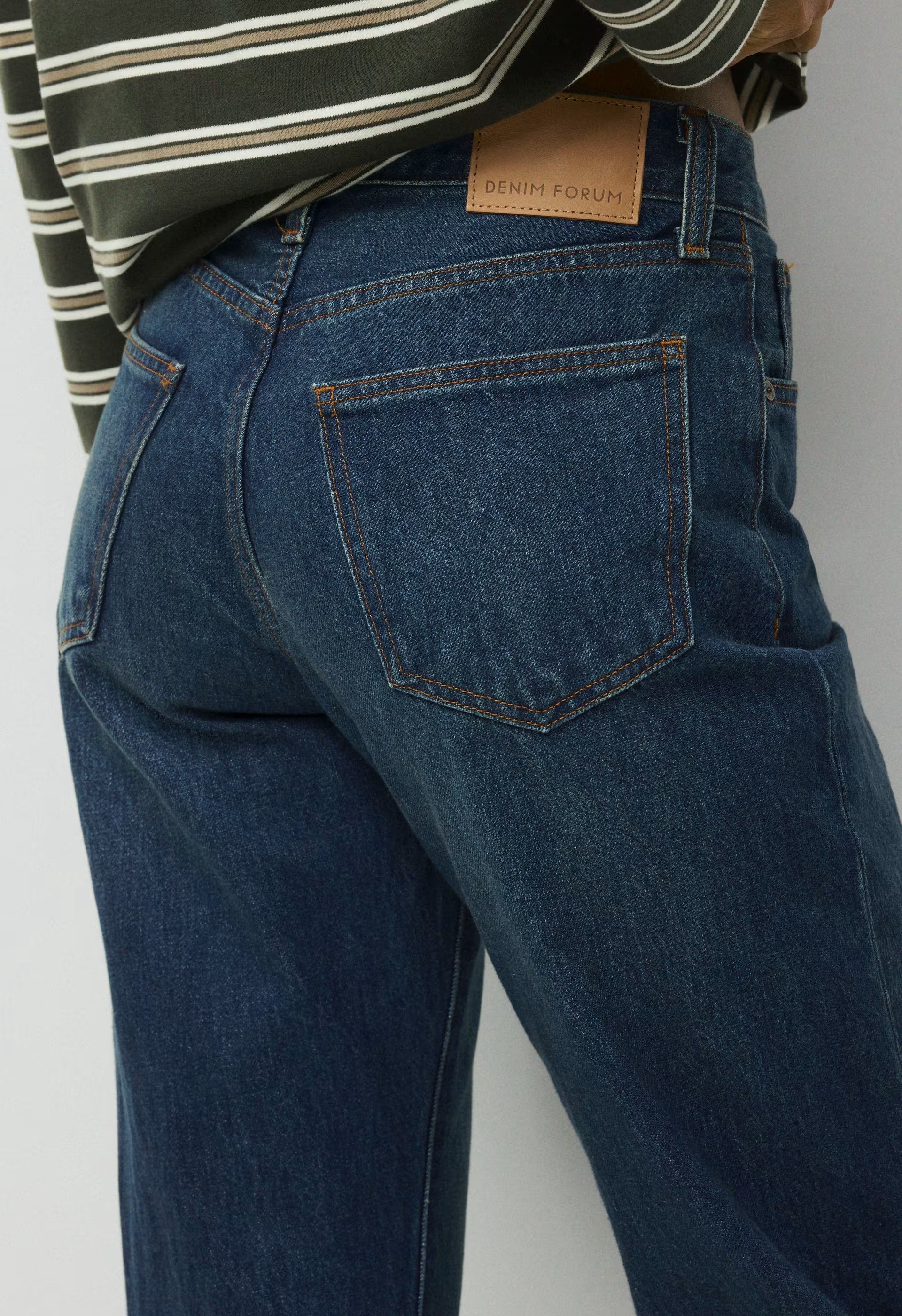Denim Forum The '90s Marlo Hi-Rise Baggy Jean - BE ABOUT DARK BLEU