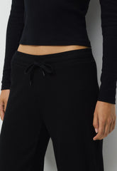 HomeStretch™ Rib Kickback Pant - BLACK