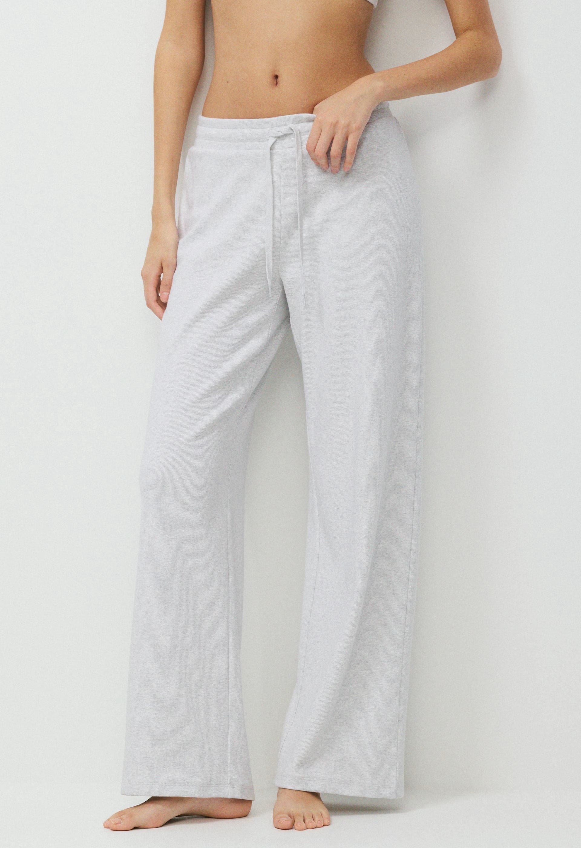HomeStretch™ Rib Kickback Pant - BLACK
