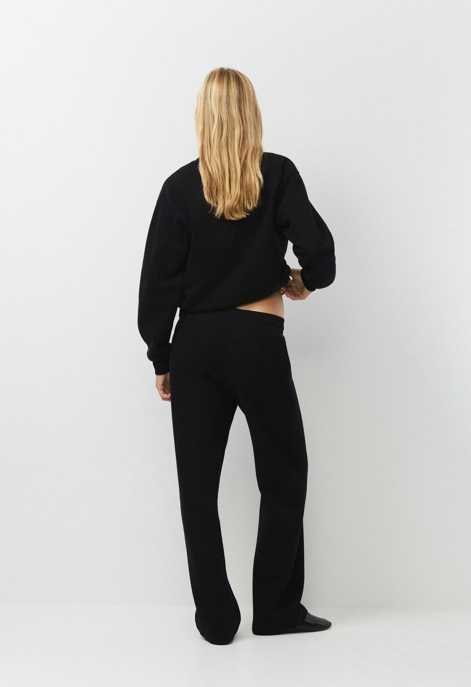 Cozy Sweatfleece Perfect Banded Sweatpant - BLACK
