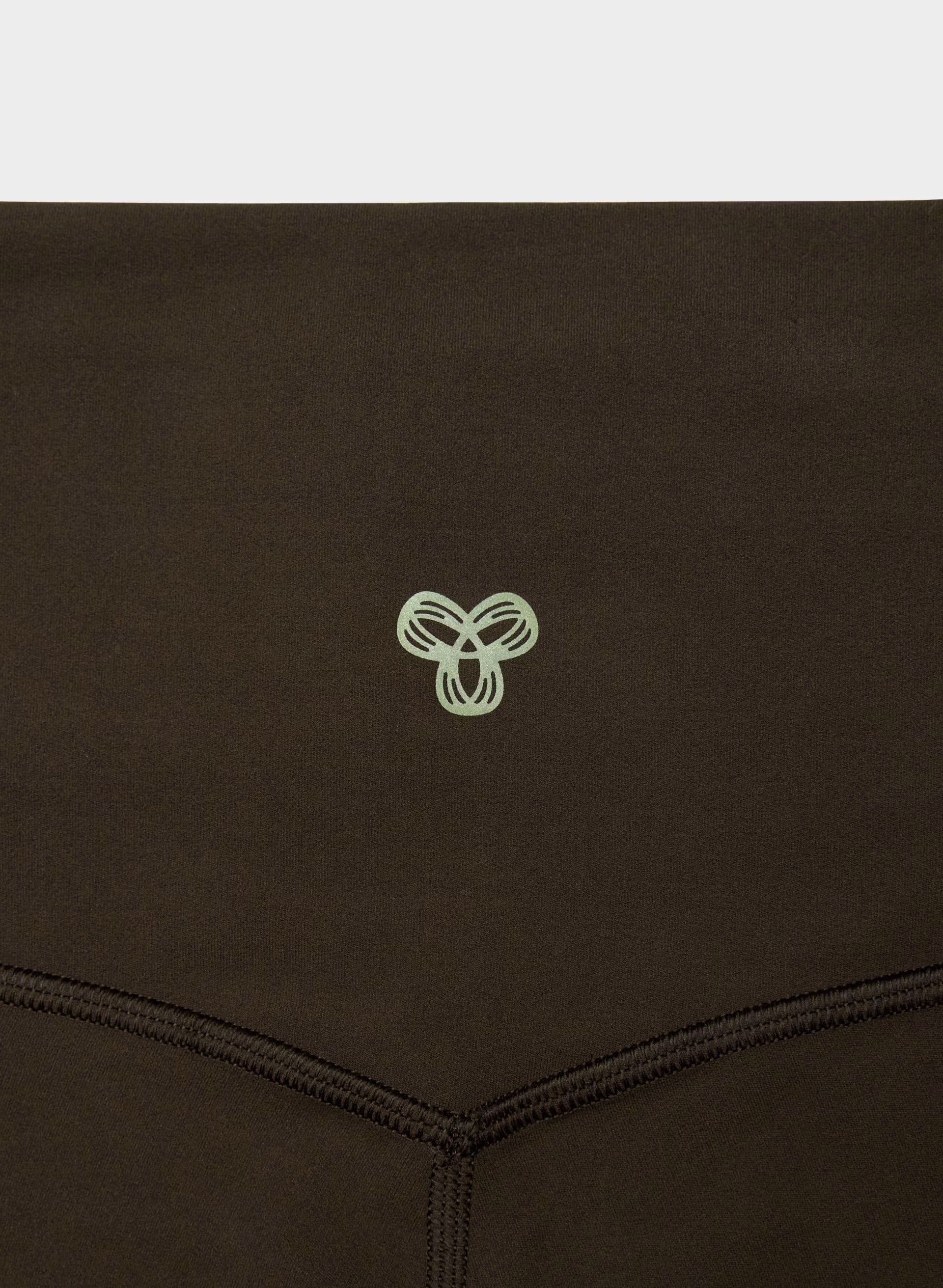 BUTTER Cheeky Hi-Rise 26 Legging - CACAO NIB BROWN