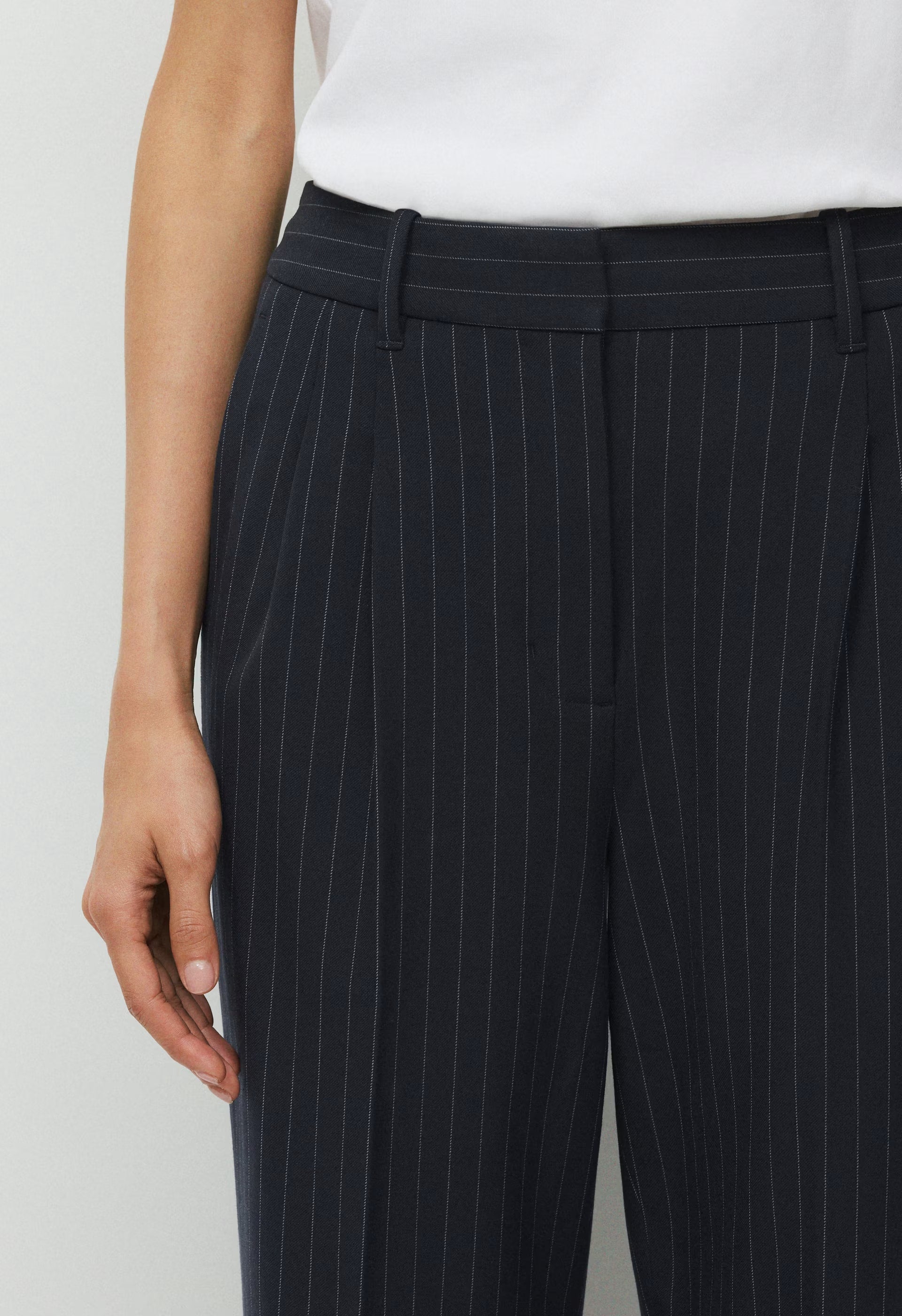 The Effortless Pant™ - BLK STRP DK NT NVY/GRY