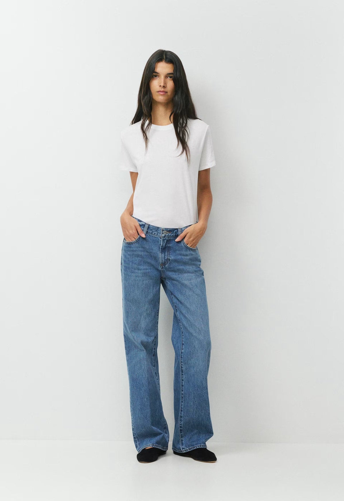 Denim Forum The Farrah Lo-Rise Wide Jean - 5 YRS KISS N TELL BLEU