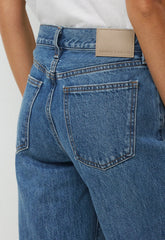 Denim Forum The Farrah Lo-Rise Wide Jean - 5 YRS KISS N TELL BLEU