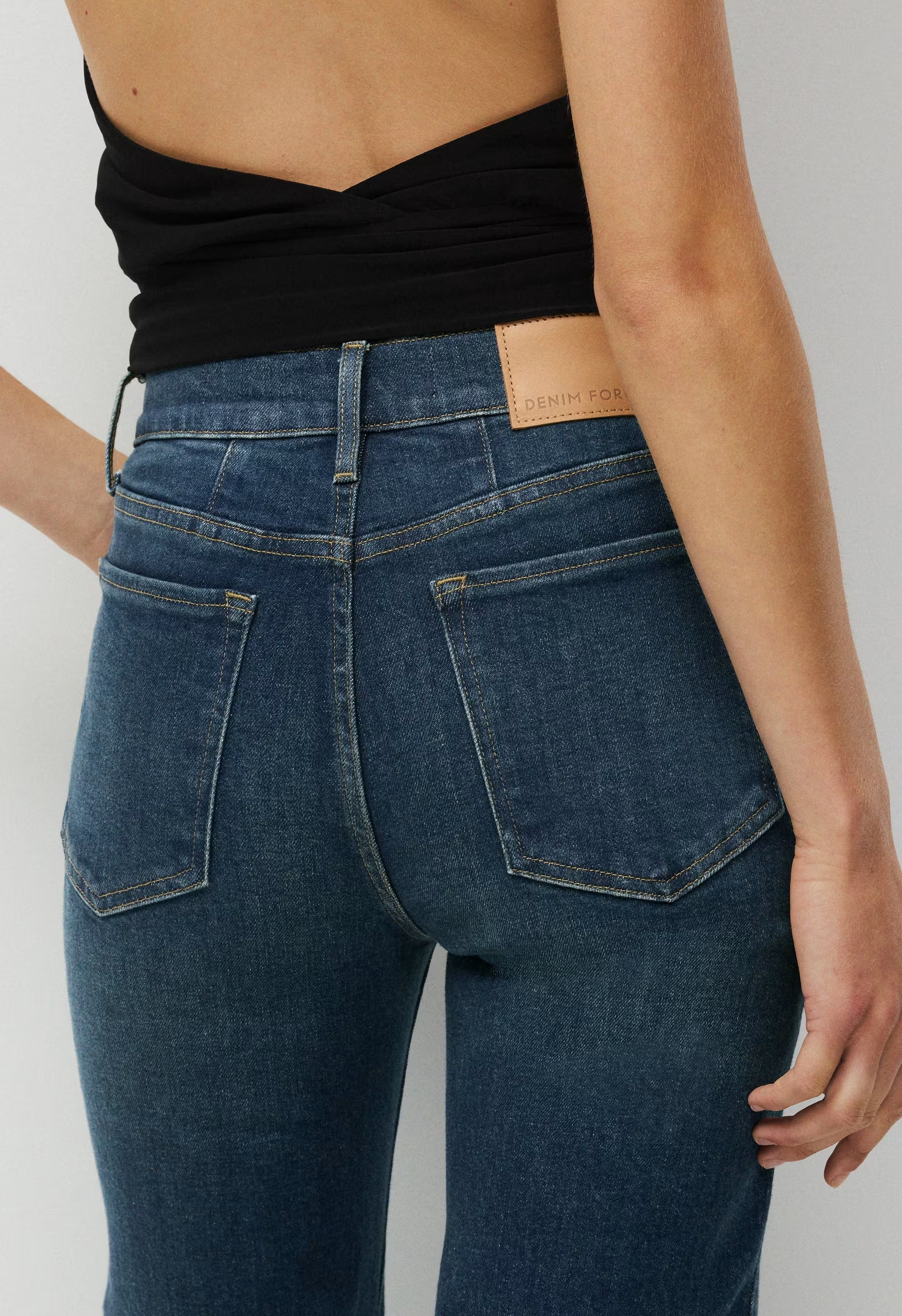 Denim Forum The ‘90s Snatched Hi-Rise Straight Jean - BE ABOUT DARK BLEU