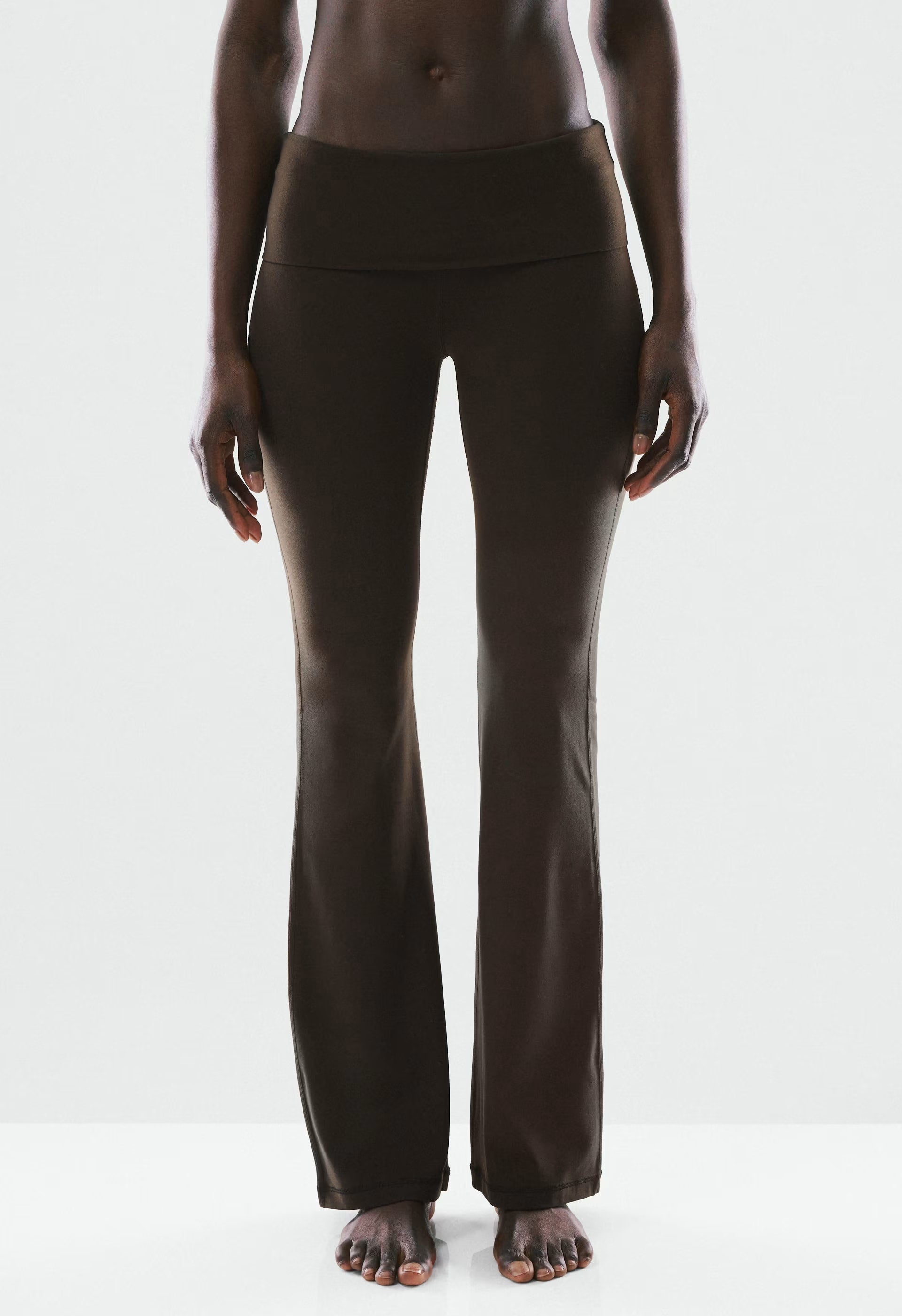 BUTTER Foldover Flare 32 Legging - CACAO NIB BROWN