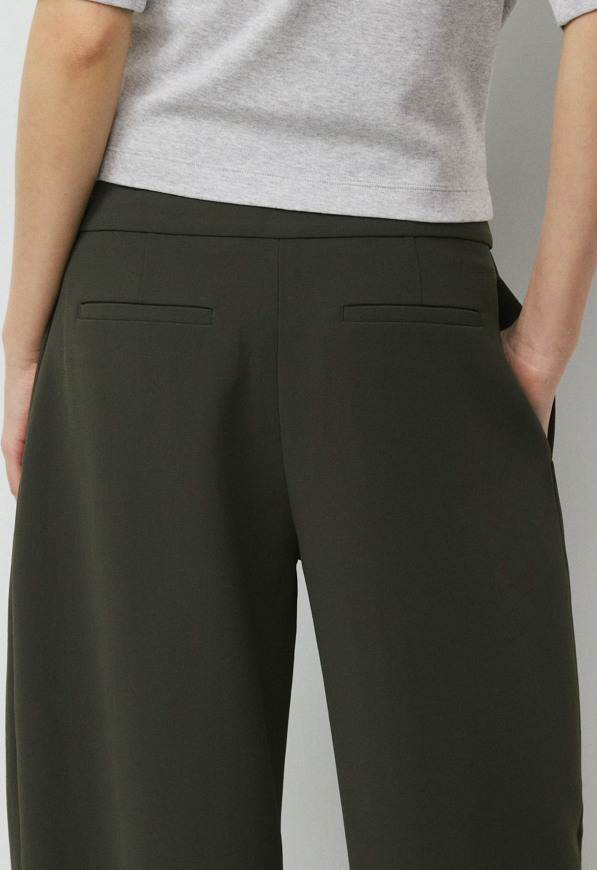 Helix Barrel Pant - Crepette™ - RICH MOCHA BROWN