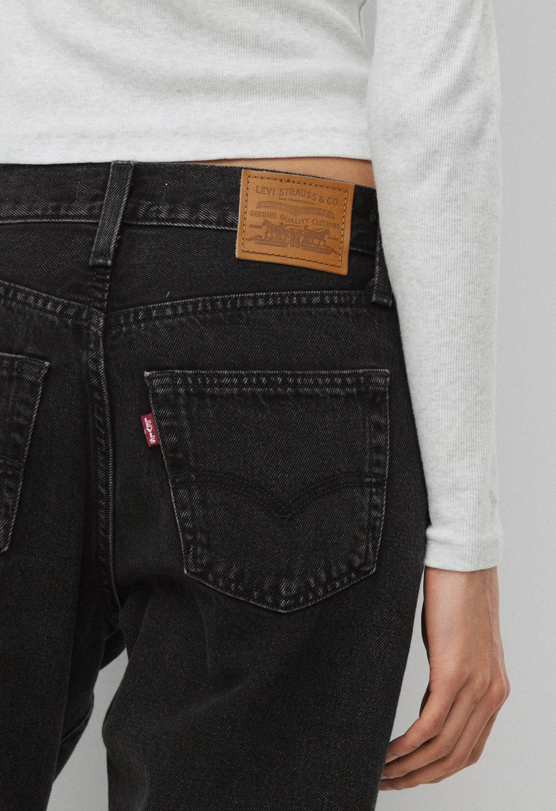 Levi's Easy Dad Jean - REBEL EDGE