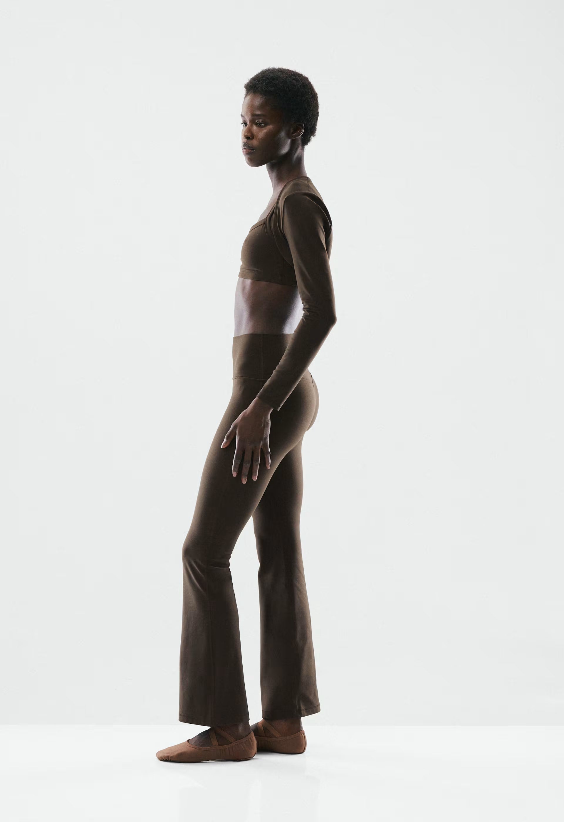 BUTTER Cheeky Infinite Hi Flare 30 Legging - CACAO NIB BROWN