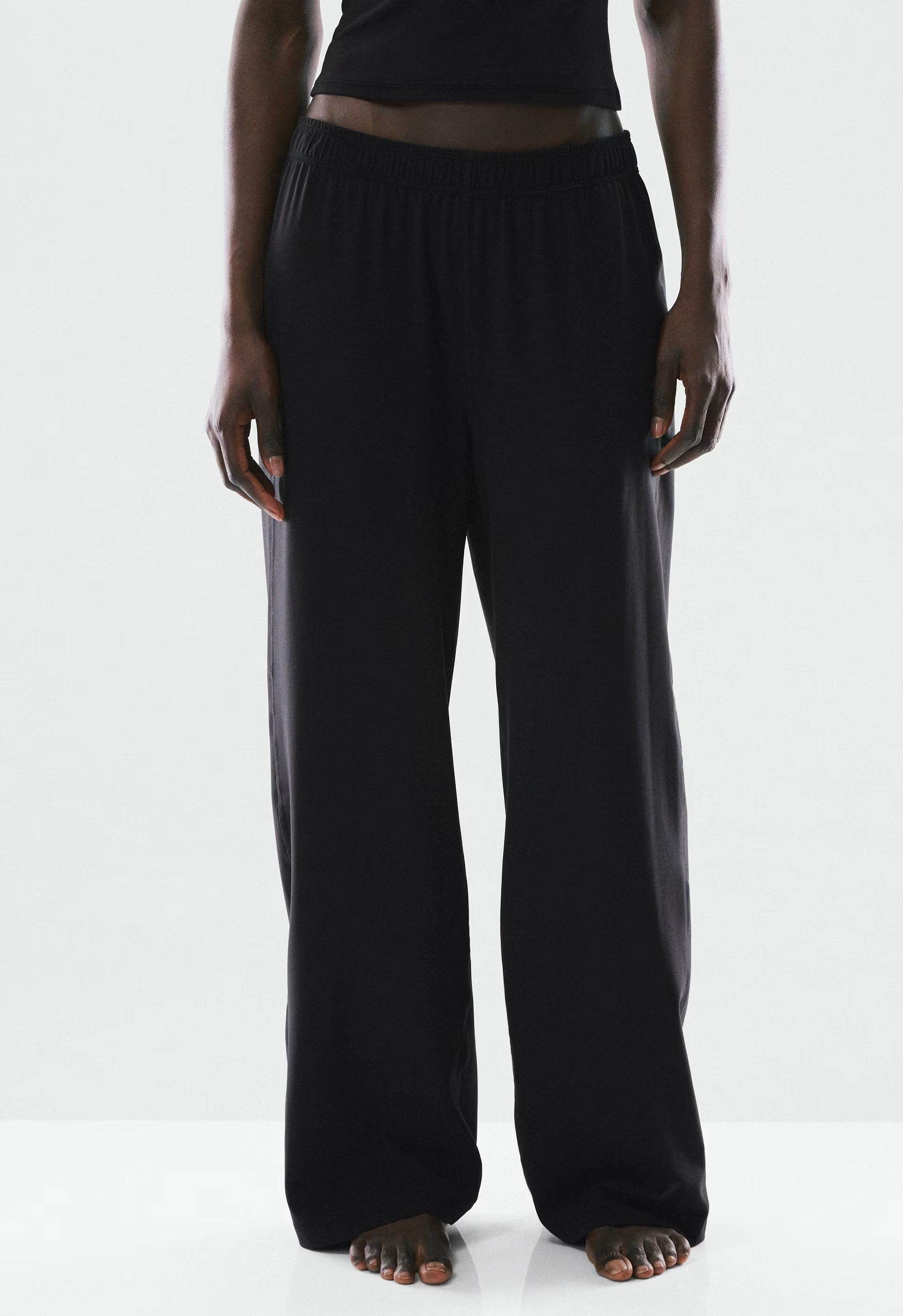 BUTTER Recovery Pant - BLACK
