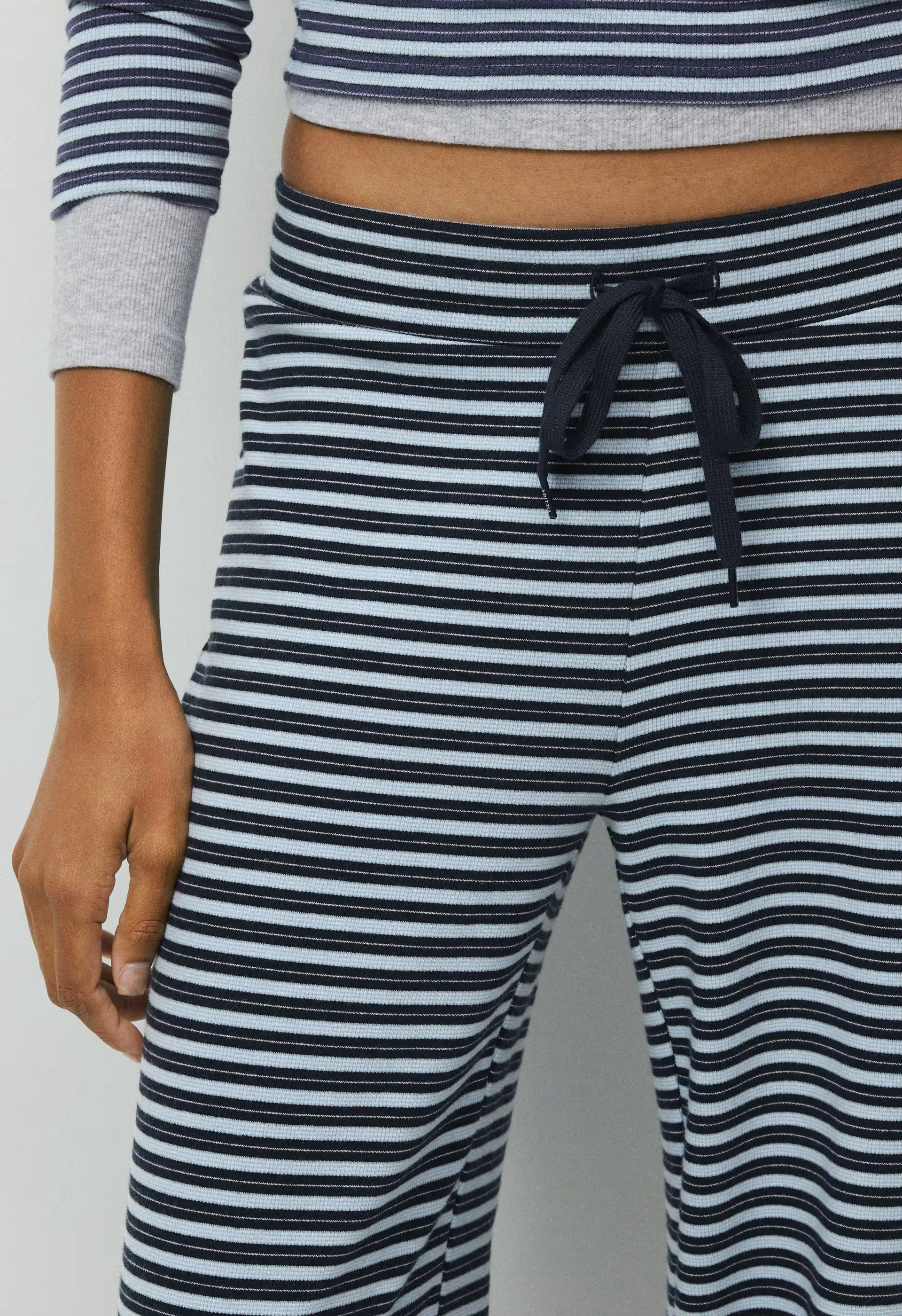 HomeStretch™ Rib Kickback Pant - ADMRL NAVY/RIPPLE BLUE