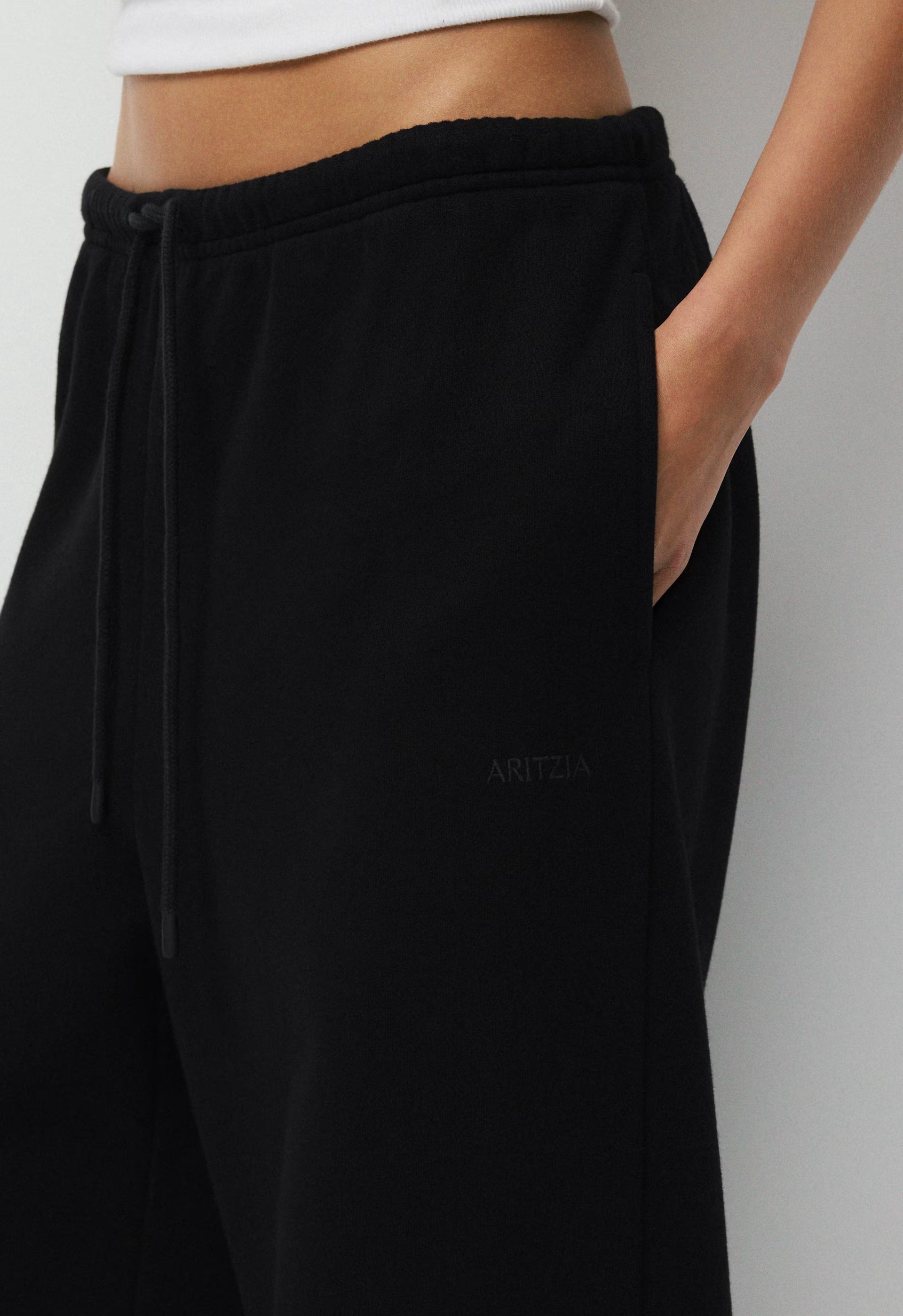 Cozy Sweatfleece Mega Flutter™ Sweatpant - BLACK