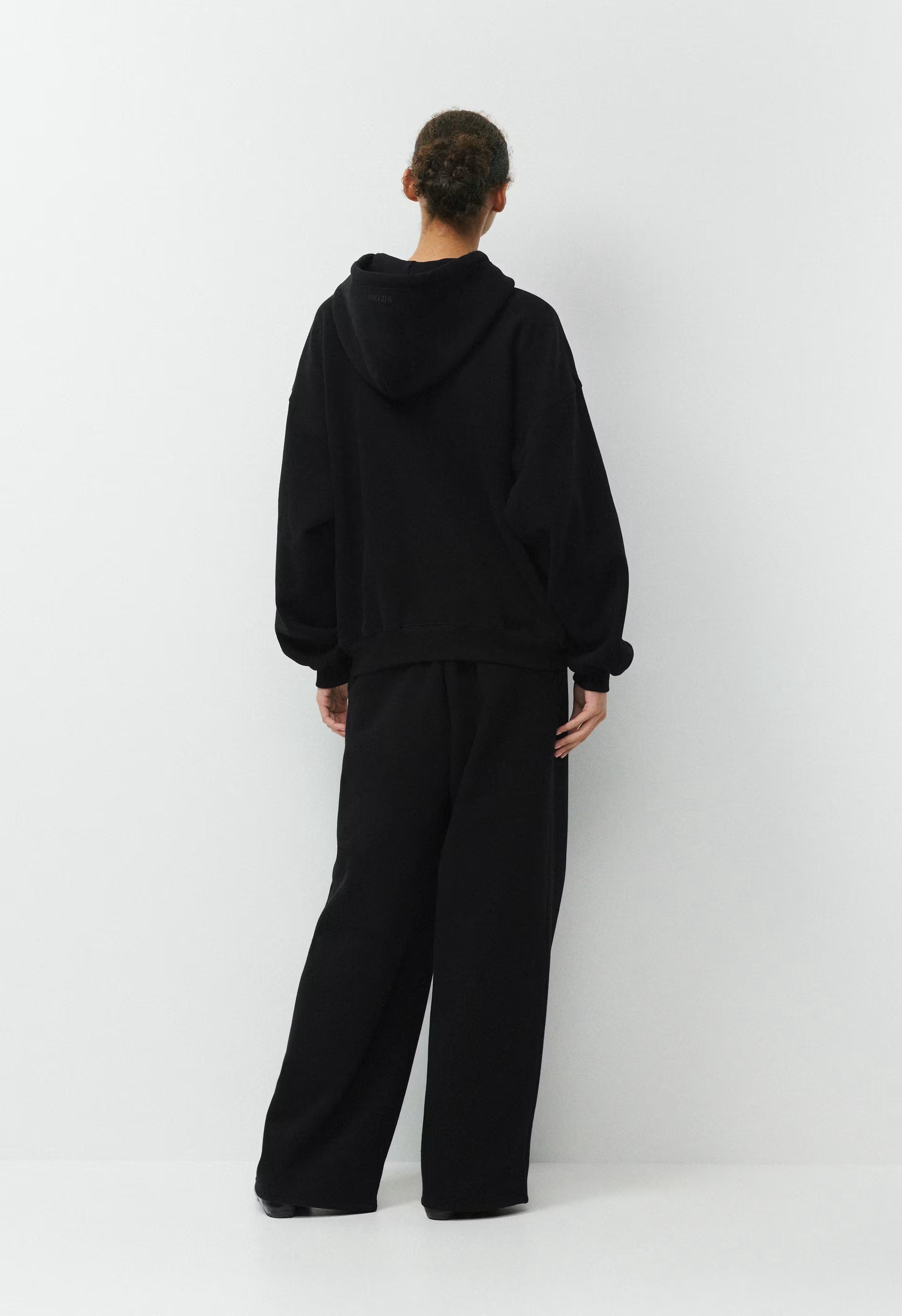 Cozy Sweatfleece Mega Flutter™ Sweatpant - BLACK