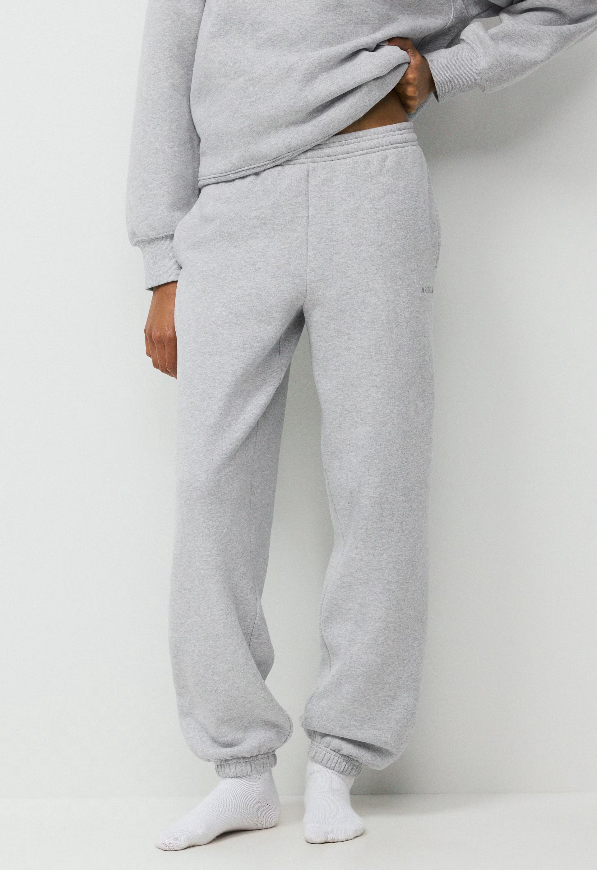 Cozy Sweatfleece Boyfriend Jogger - HEATHER CHROME