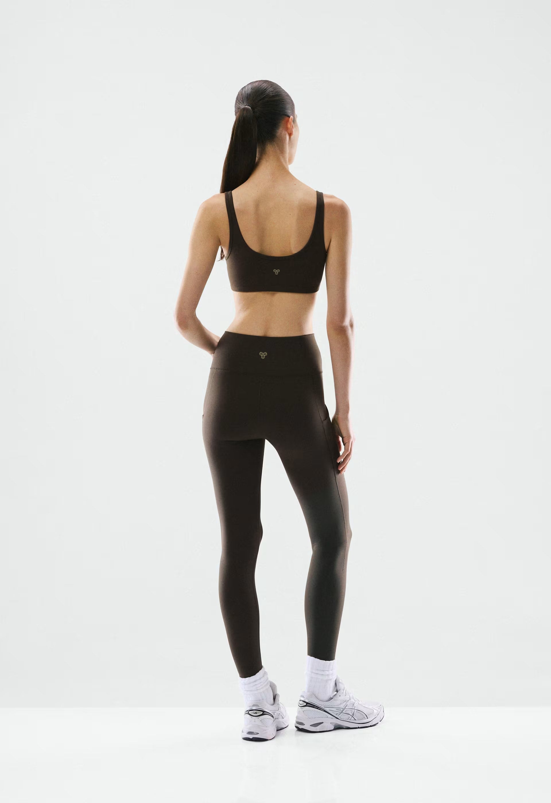 PowerBUTTER™ Ion Infinite Hi-Rise 26 Legging - CACAO NIB BROWN
