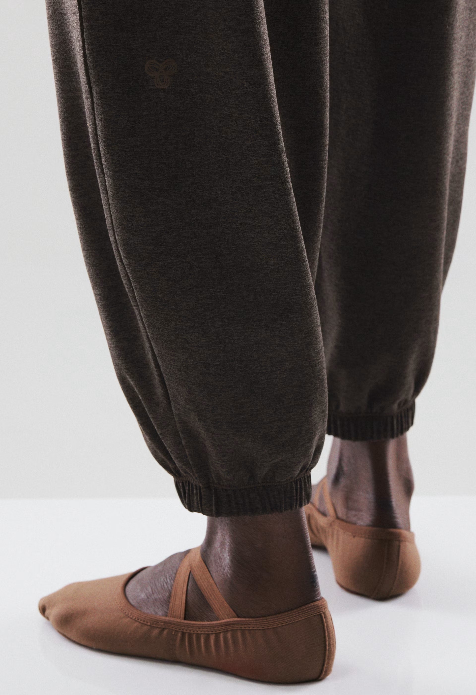 SoftBound™ Flowstate Pant - HTHR CACAO NIB BROWN