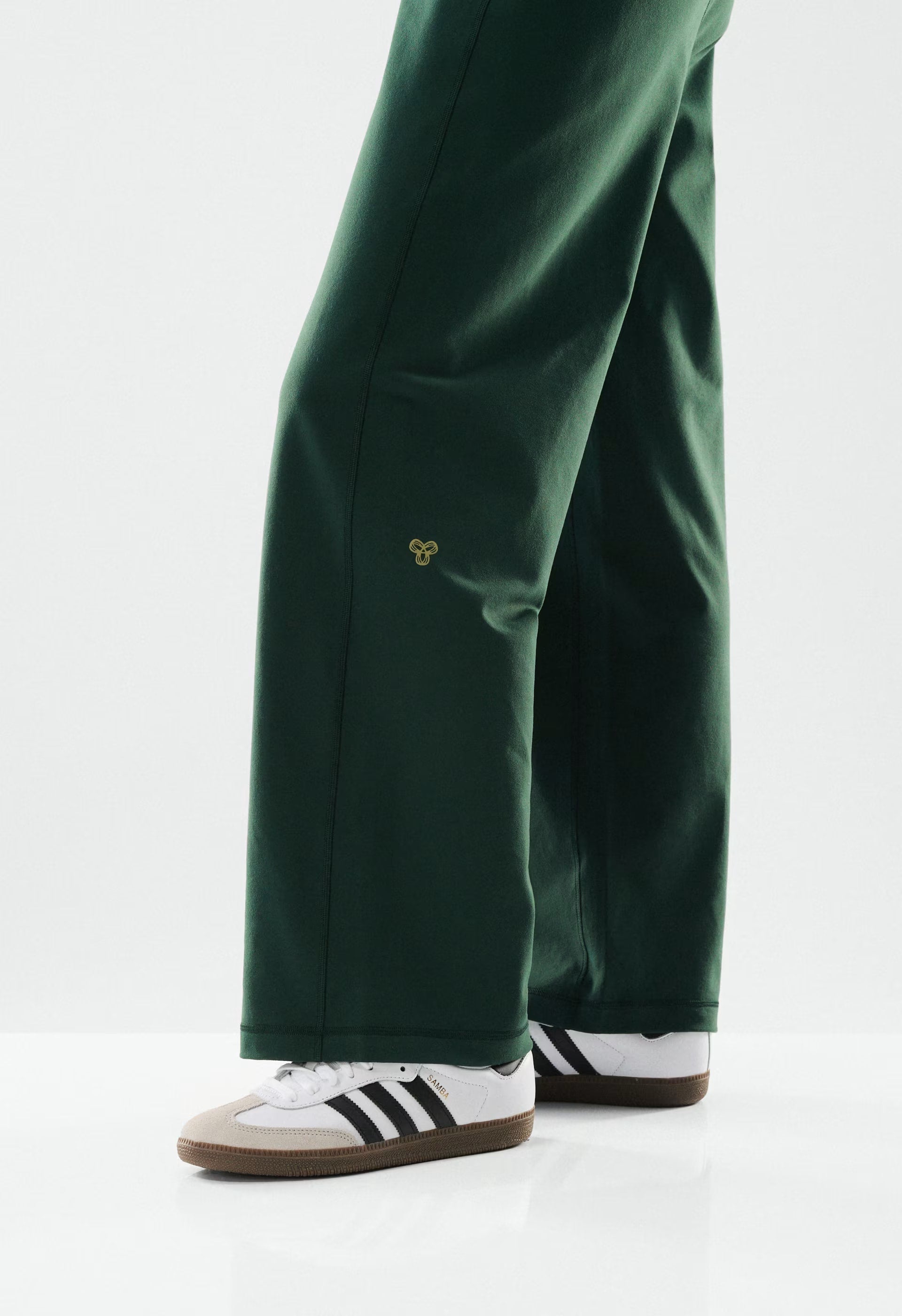 LIFE Recovery Pant - FIGTREE GREEN