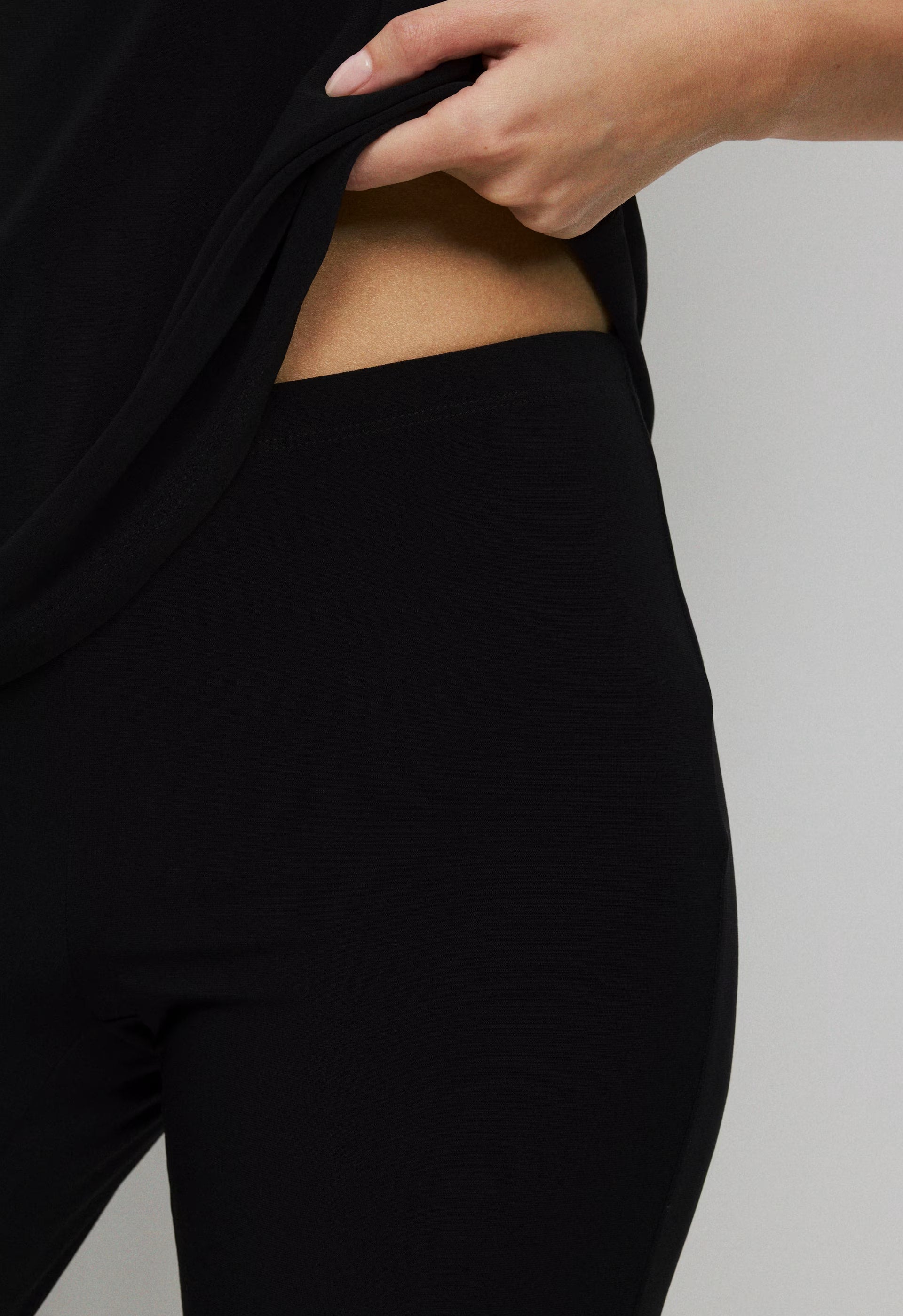 Smooth Matter™ Alibi Pant - Unlined - BLACK