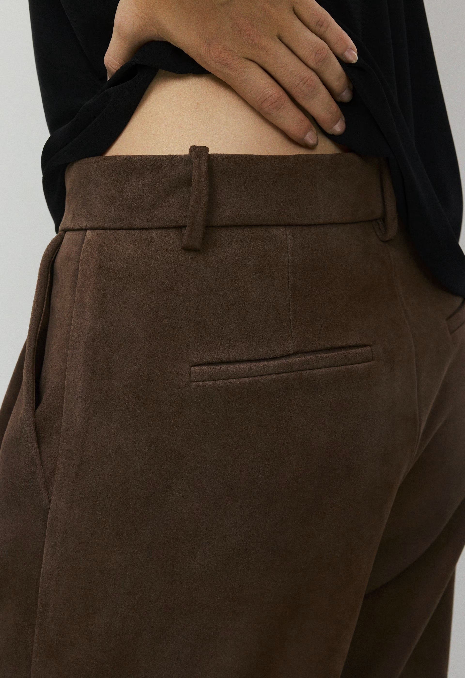 Vivian Pant - Suede - DARK CHOCOLATE