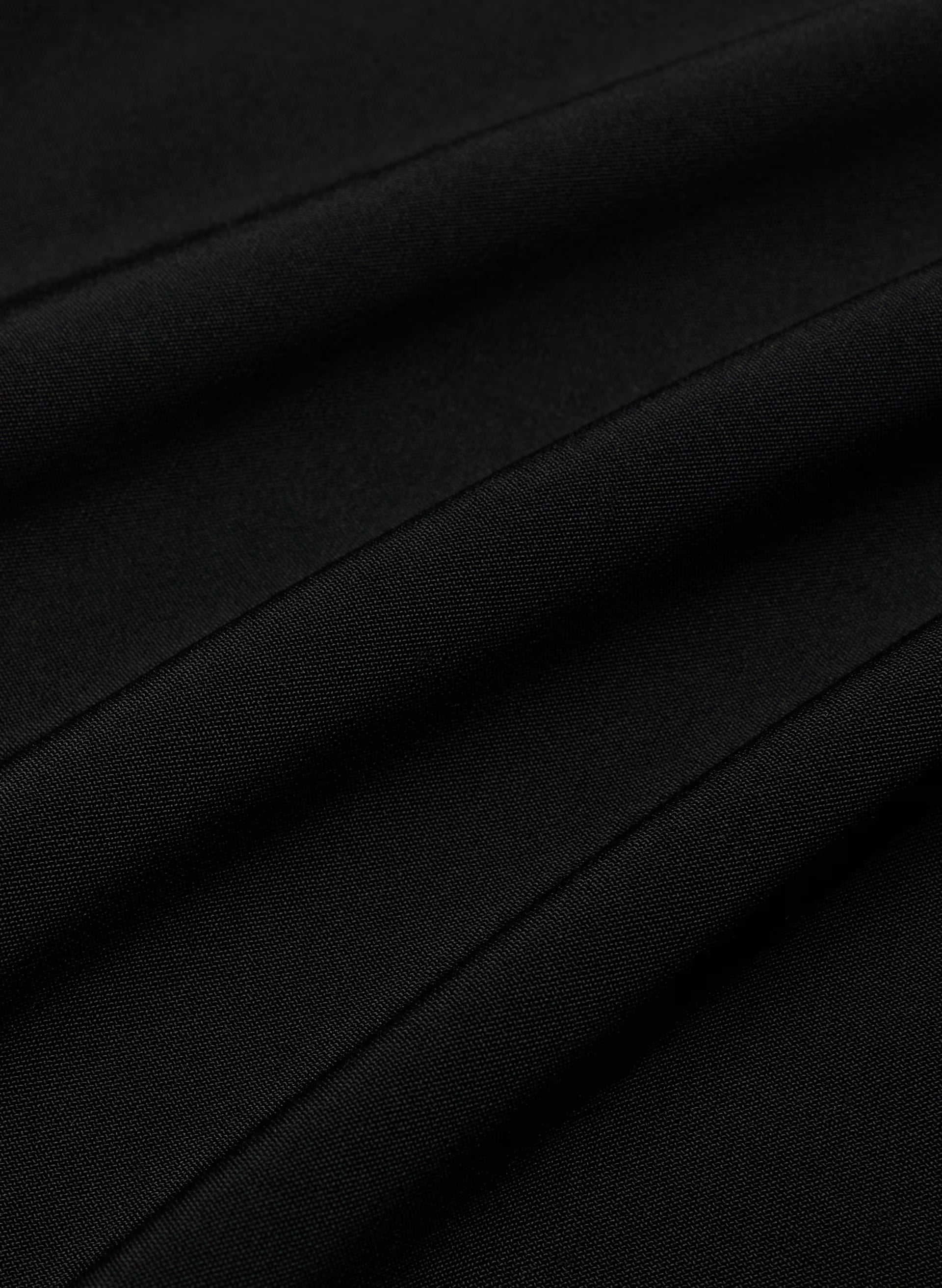 Debut Capri - BLACK