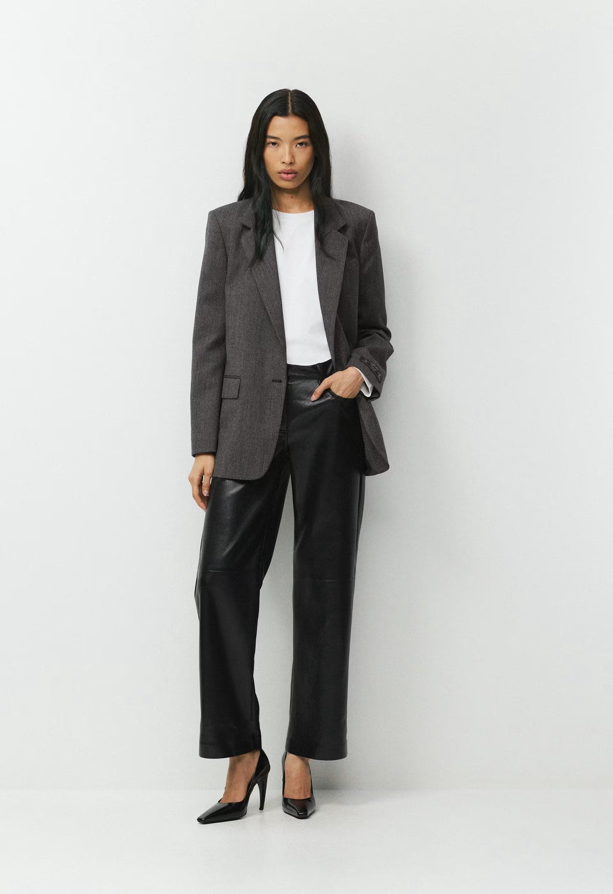 Axis Pant - UnReal Leather - BLACK