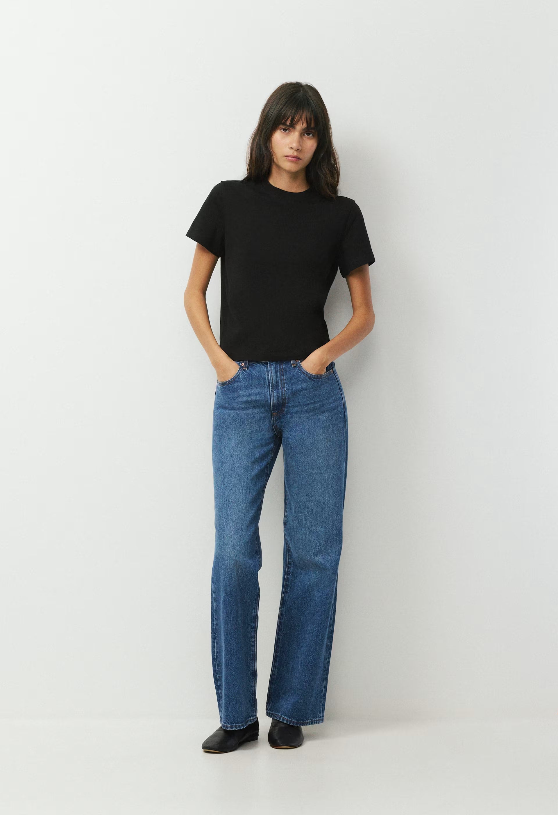 Denim Forum The Farrah Hi-Rise Wide Jean - VNTGE MD DARK BLUE