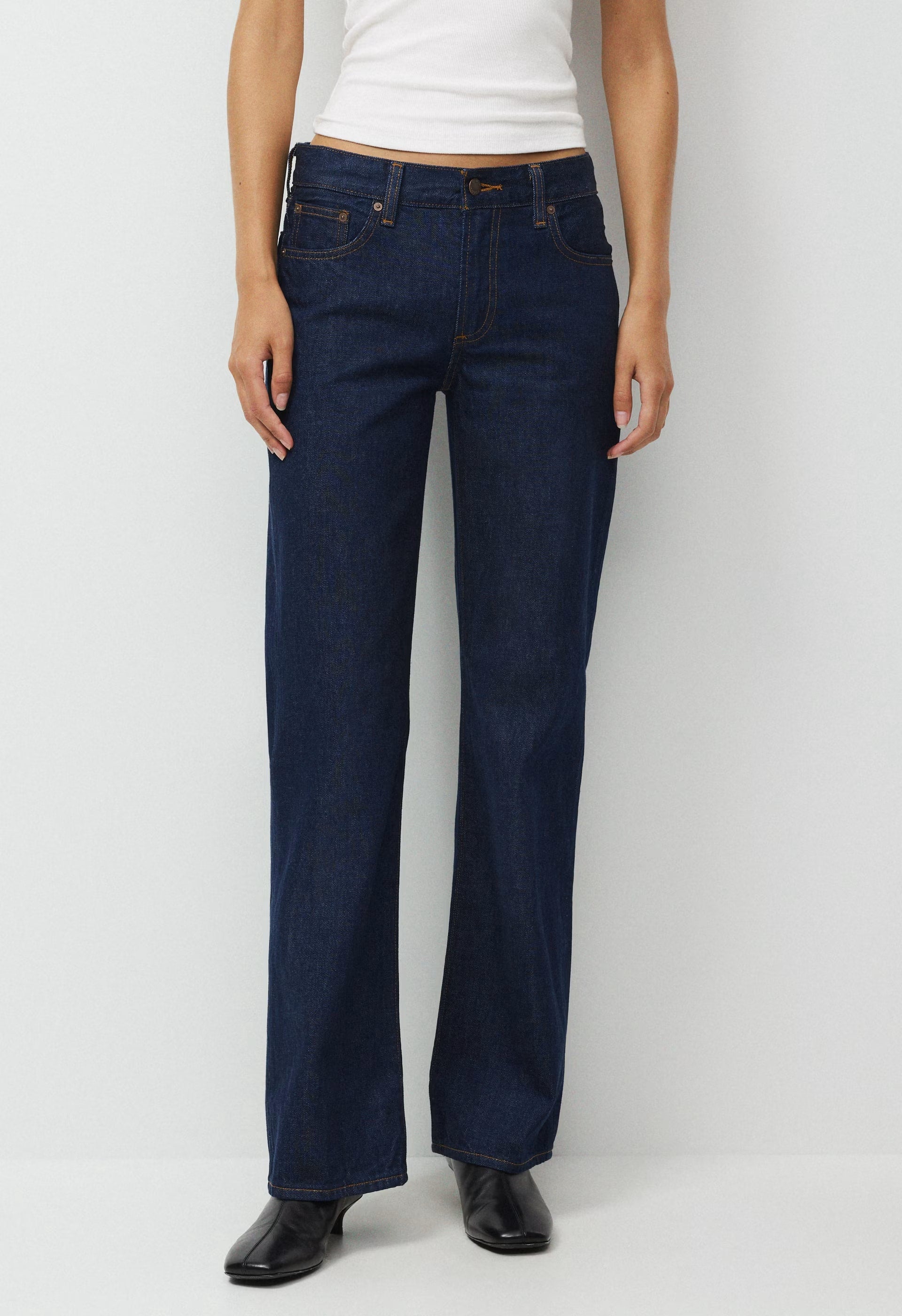 Denim Forum The Farrah Lo-Rise Wide Jean - 5 YRS KISS N TELL BLEU
