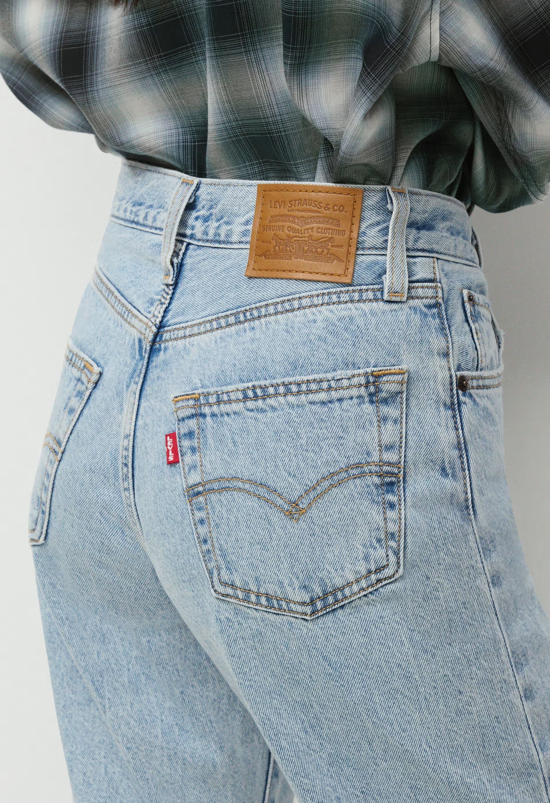 Levi's Easy Dad Jean - FAN FLARE