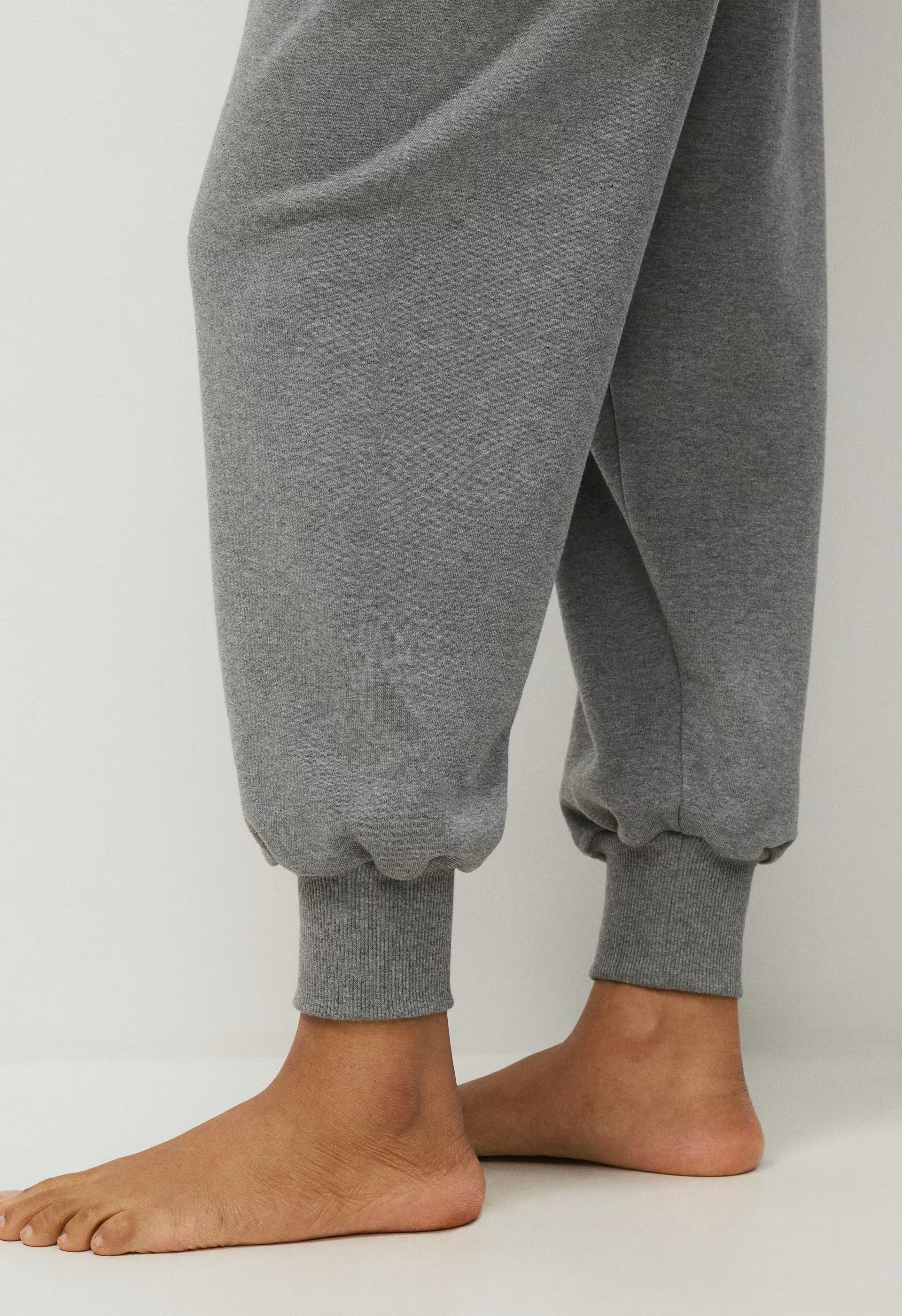 Terry Sweatfleece Mega Flutter™ Cuff Jogger - HEATHER DARK GREY