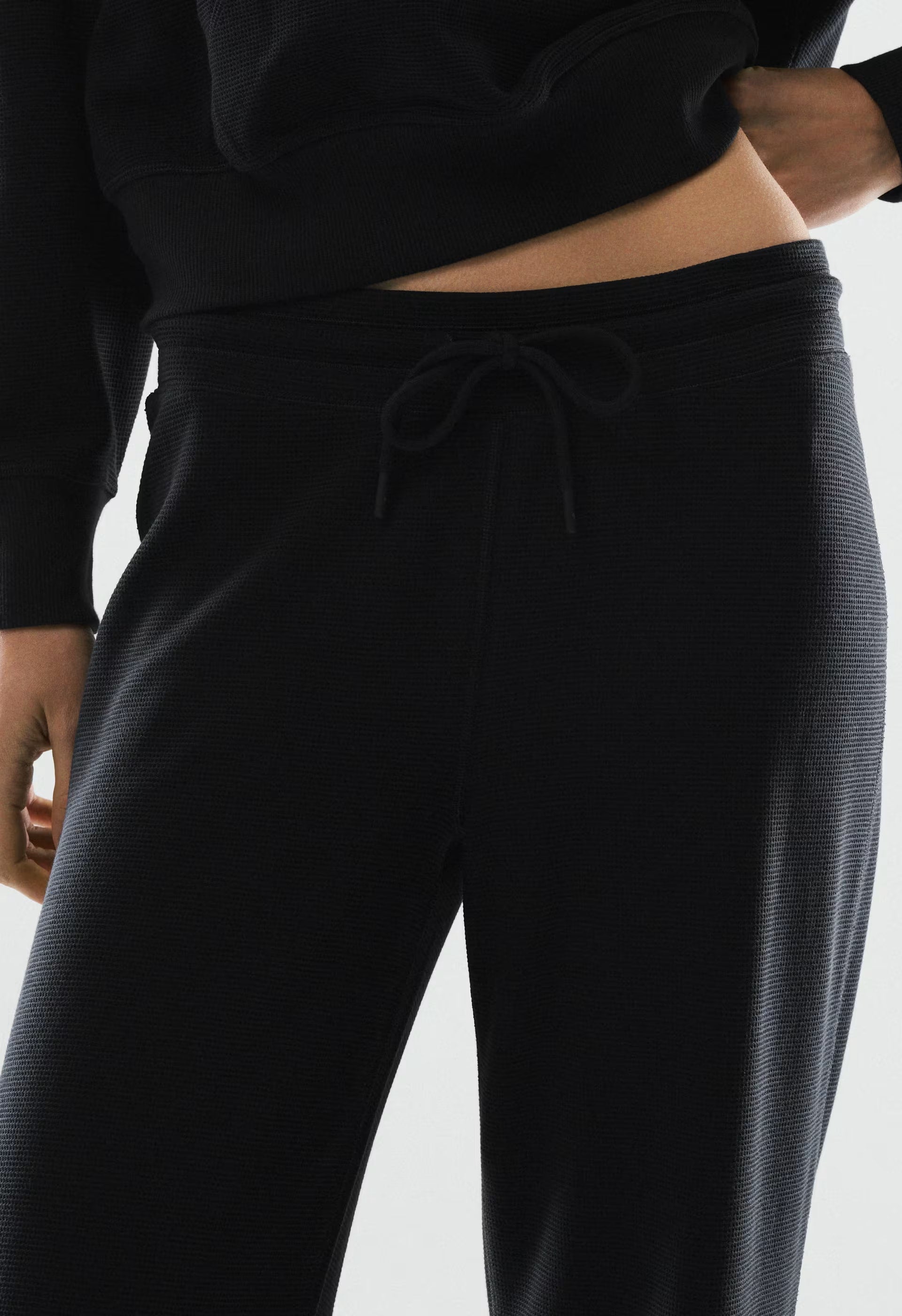 Wafflex Attune Pant - BLACK
