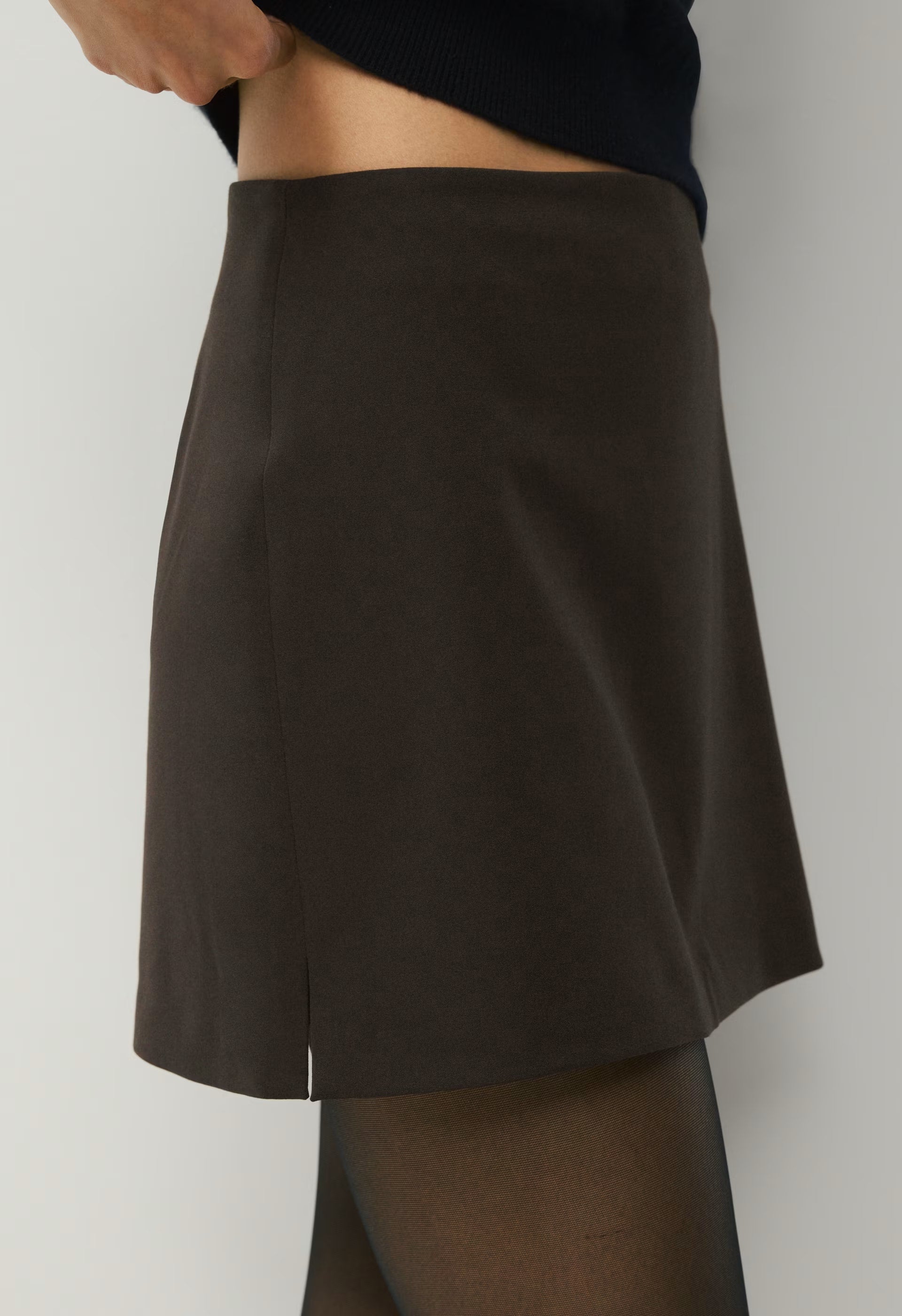 Roundup Skort - Eversential™ Light - CACAO NIB BROWN