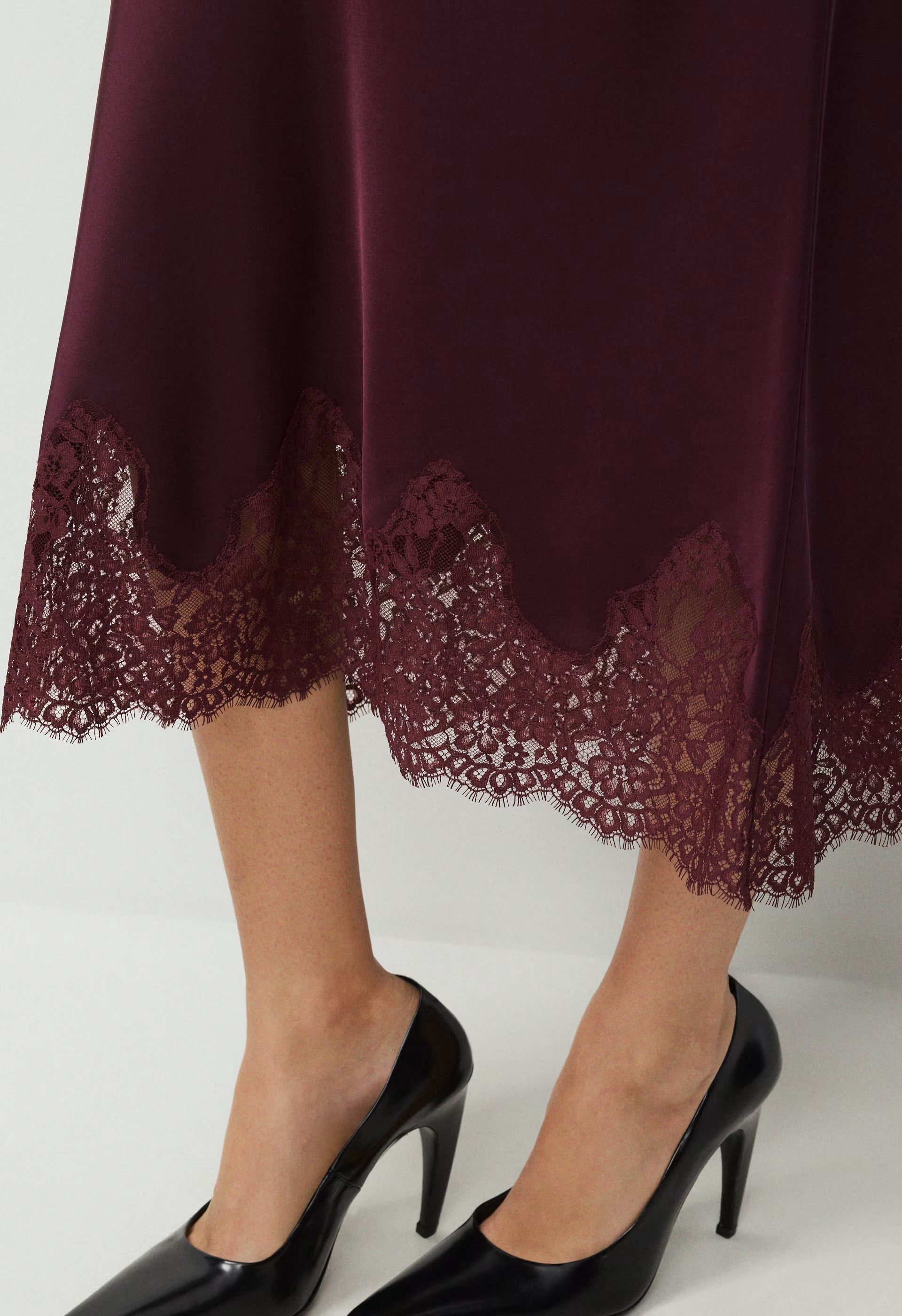Henrietta Satin Skirt - SPLM LLC/SPKLG CHMPGN